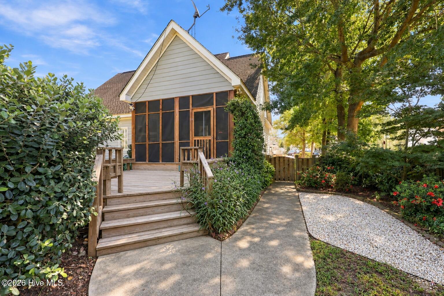 1931 Kingfisher Drive Property Photo 35