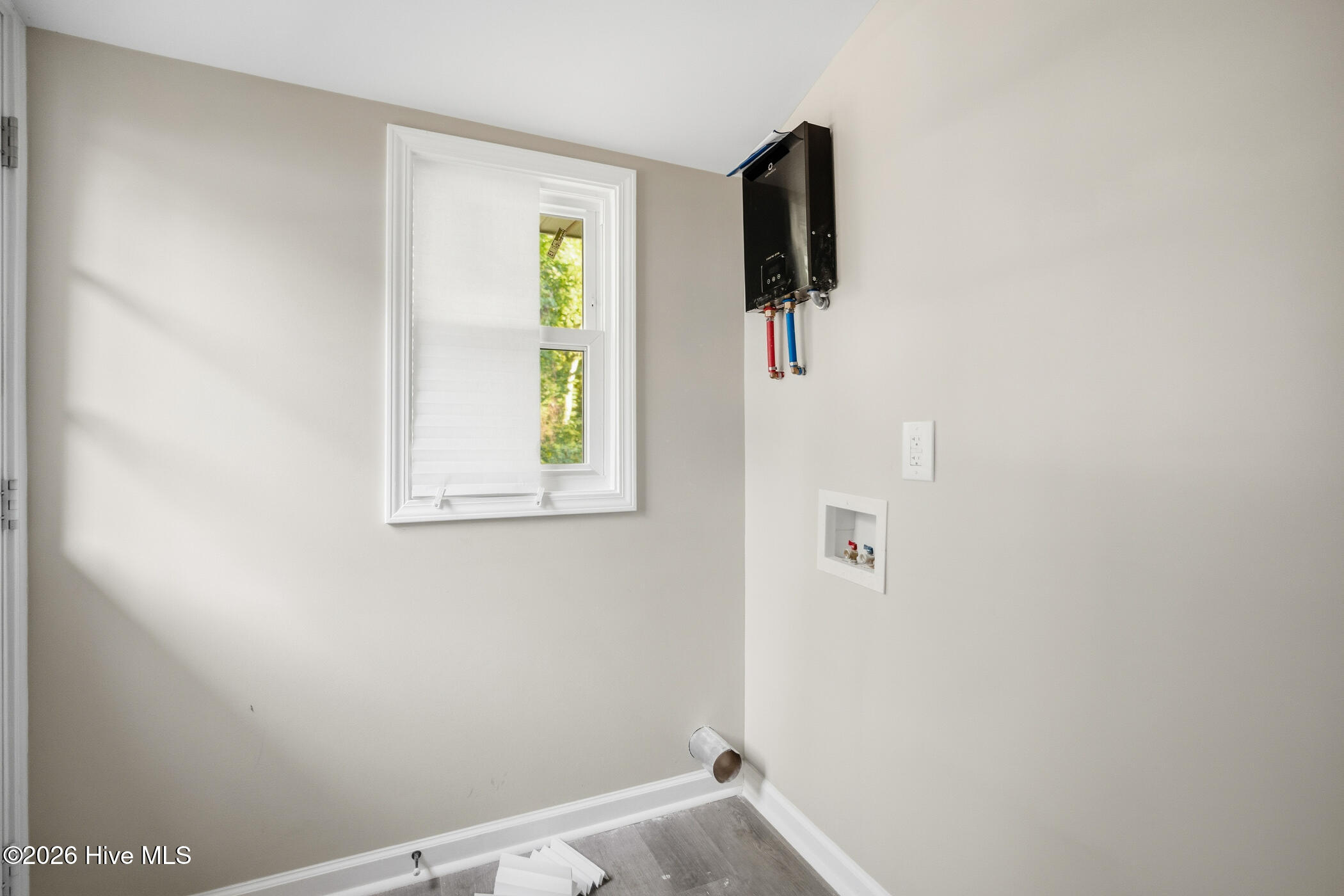 218 S Long Drive Property Photo 12
