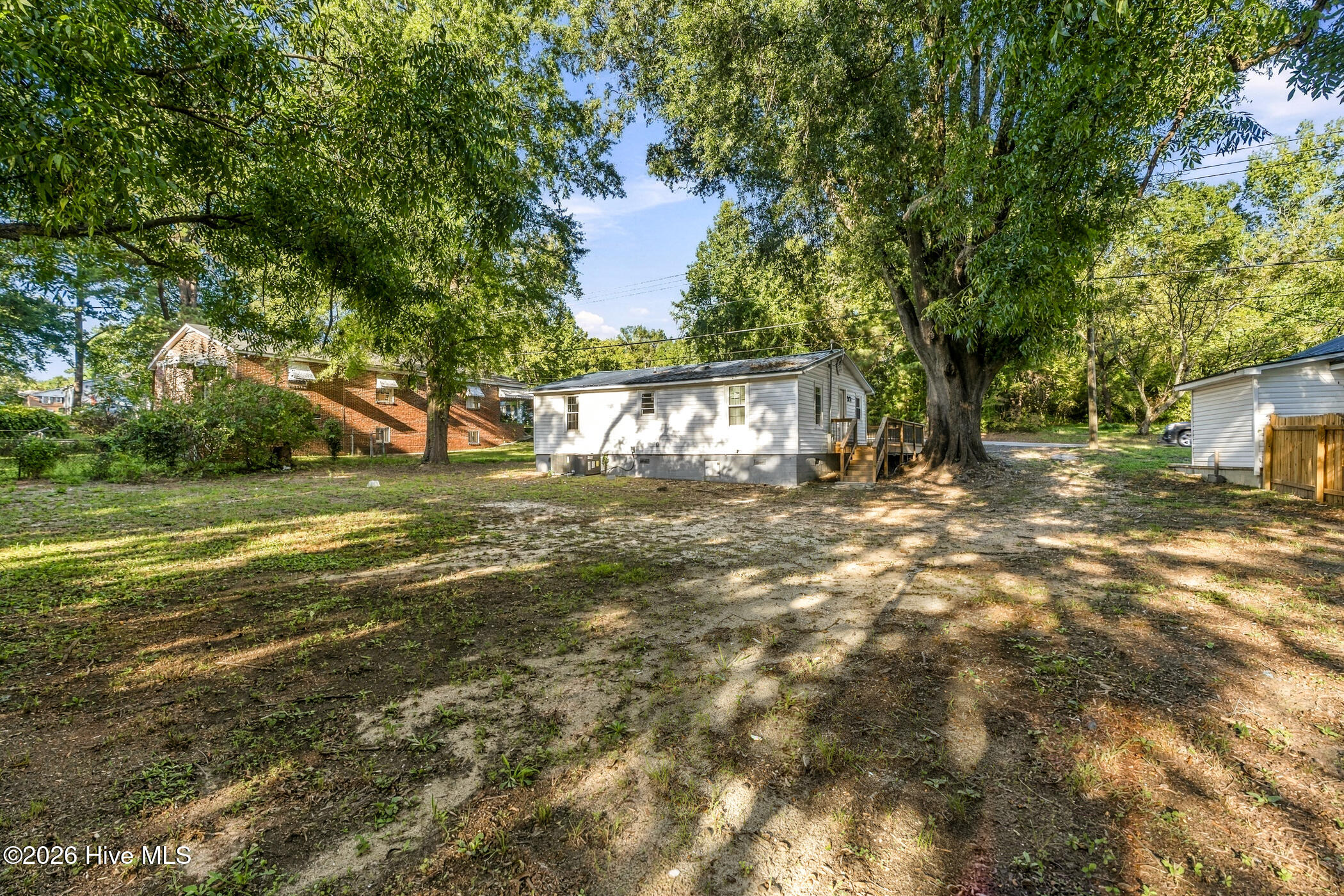 218 S Long Drive Property Photo 18