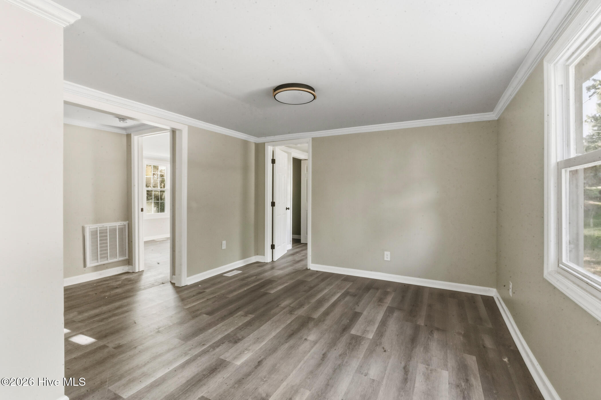 218 S Long Drive Property Photo 21