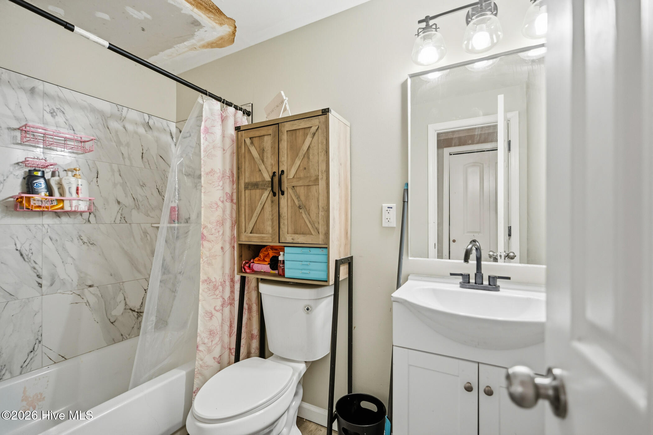 218 S Long Drive Property Photo 47