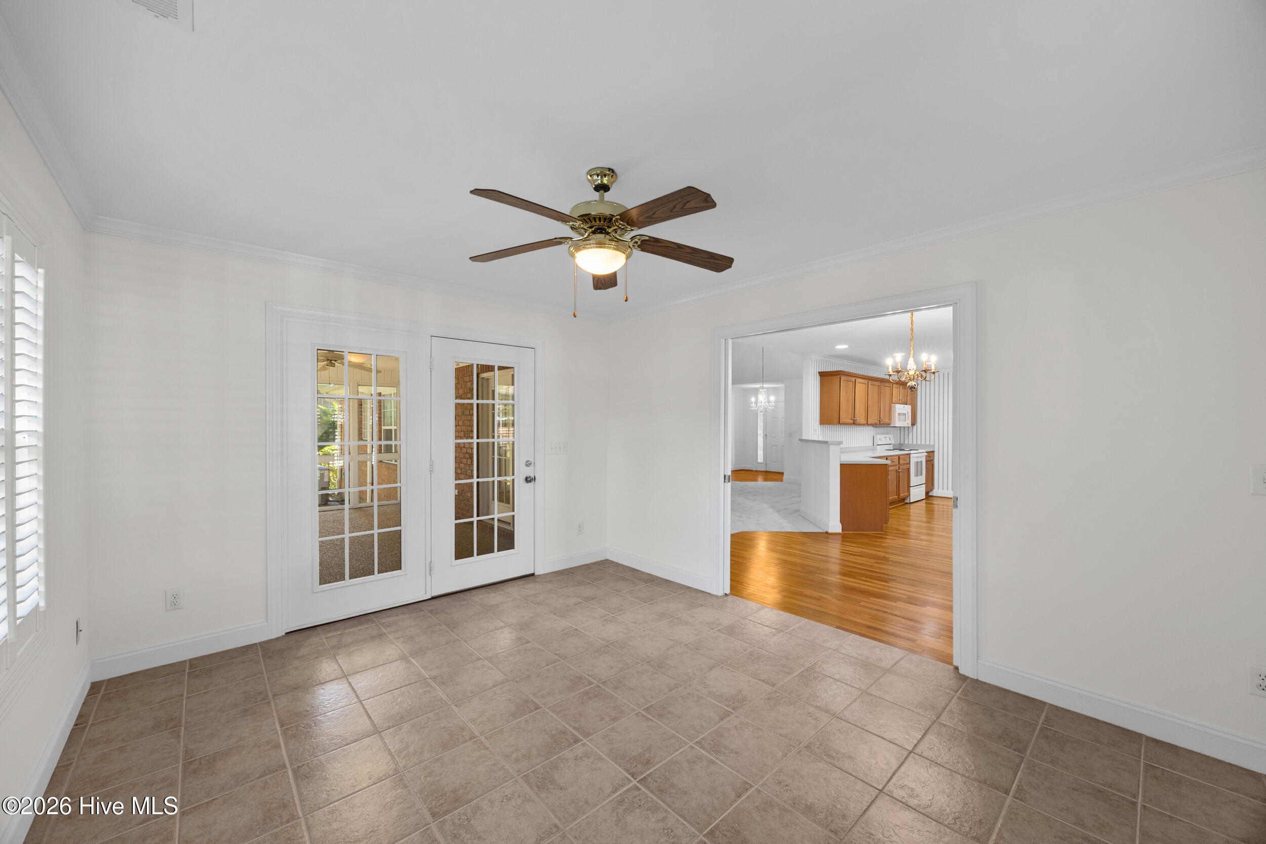 705 Sea Castle Court Property Photo 18