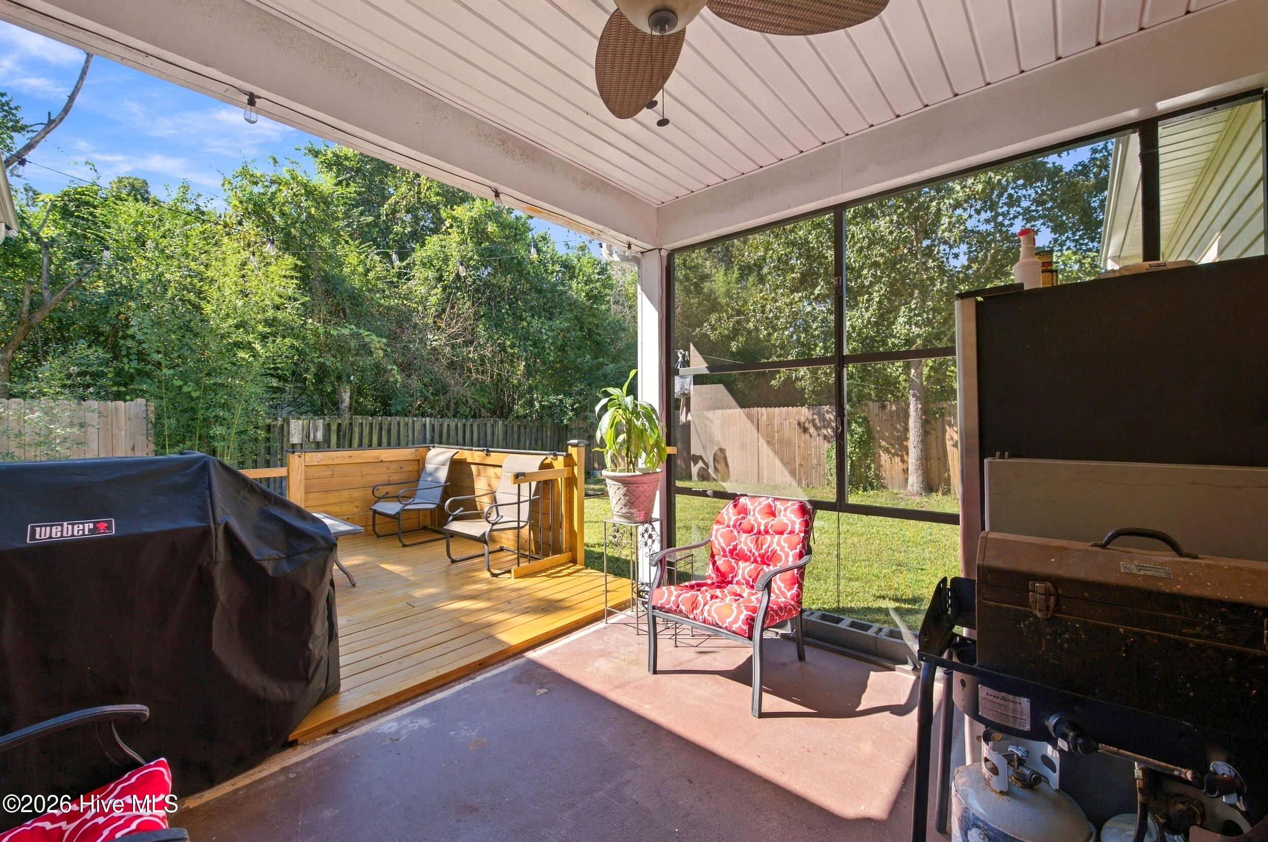 8795 Lanvale Oaks Drive Ne Property Photo 5