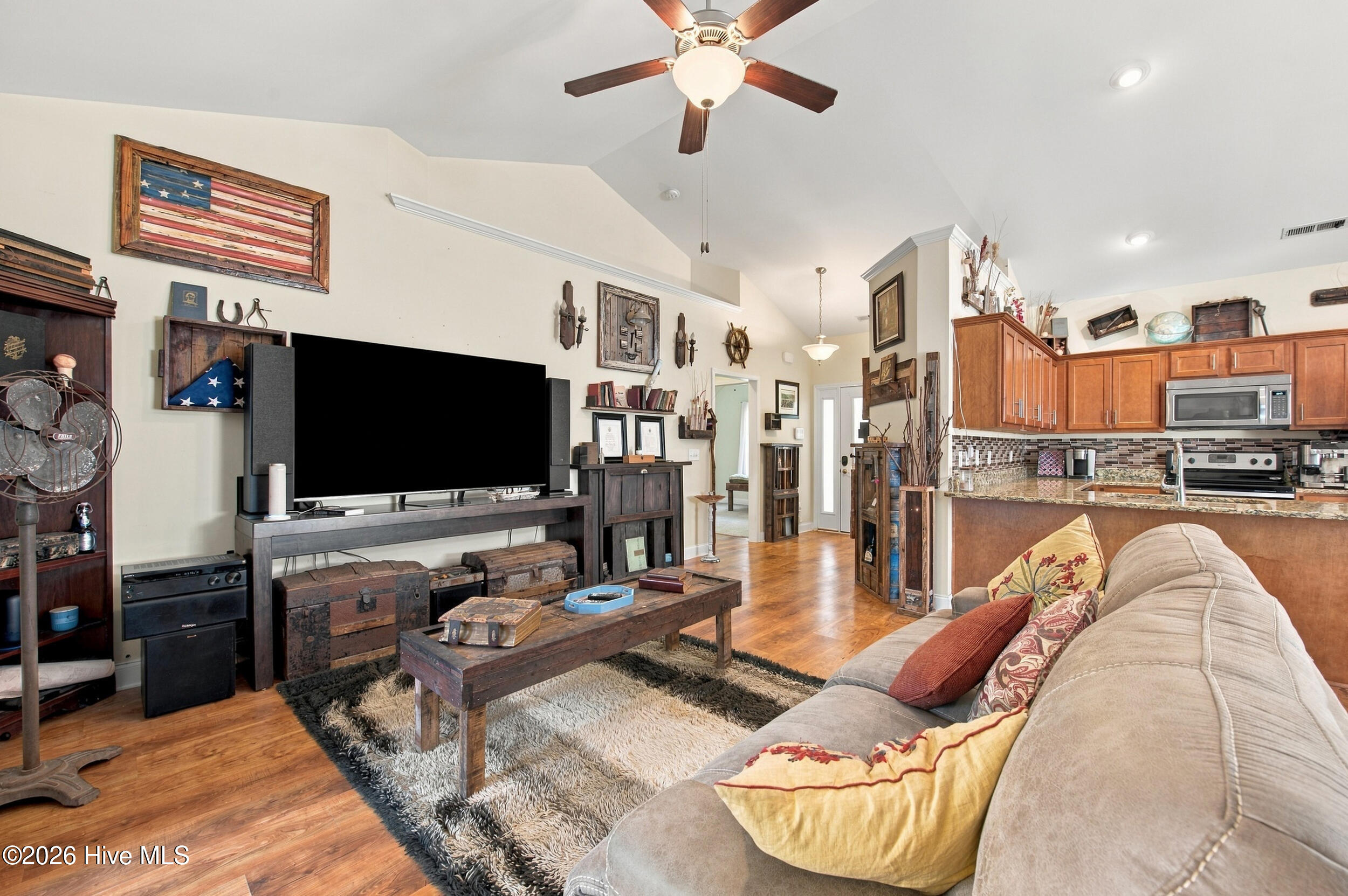8795 Lanvale Oaks Drive Ne Property Photo 9