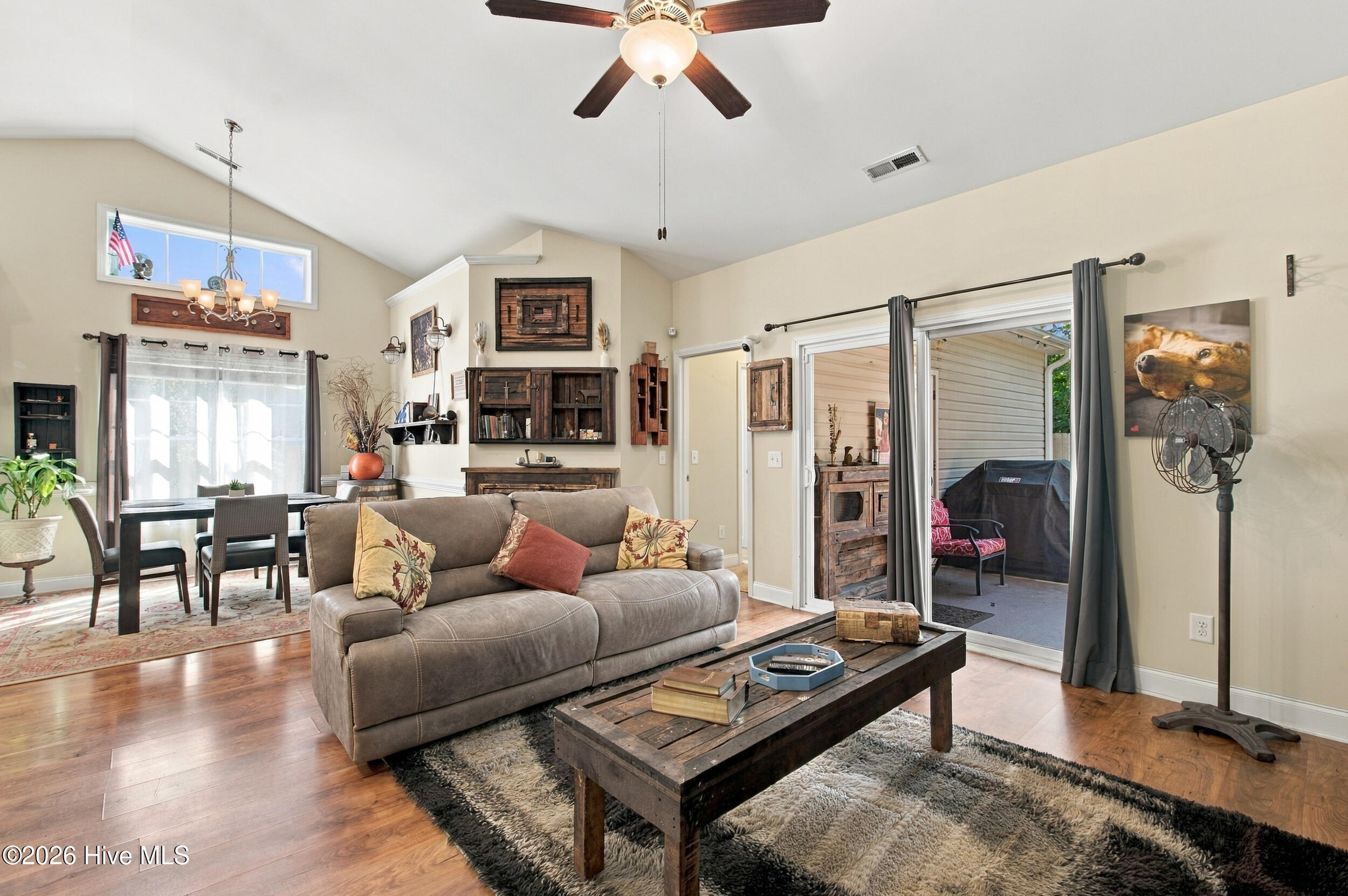 8795 Lanvale Oaks Drive Ne Property Photo 10