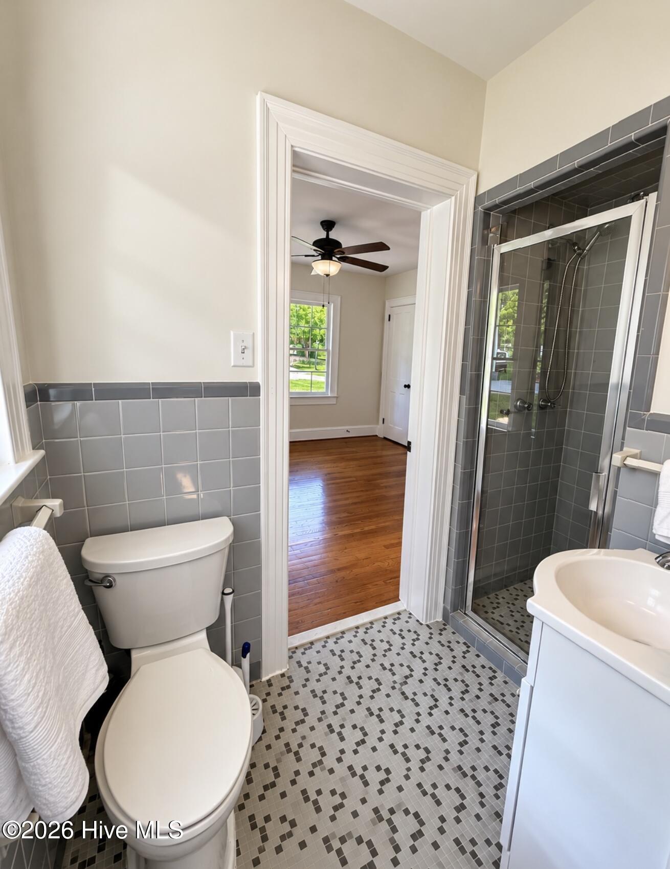 1003 E Rock Spring Road Property Photo 14