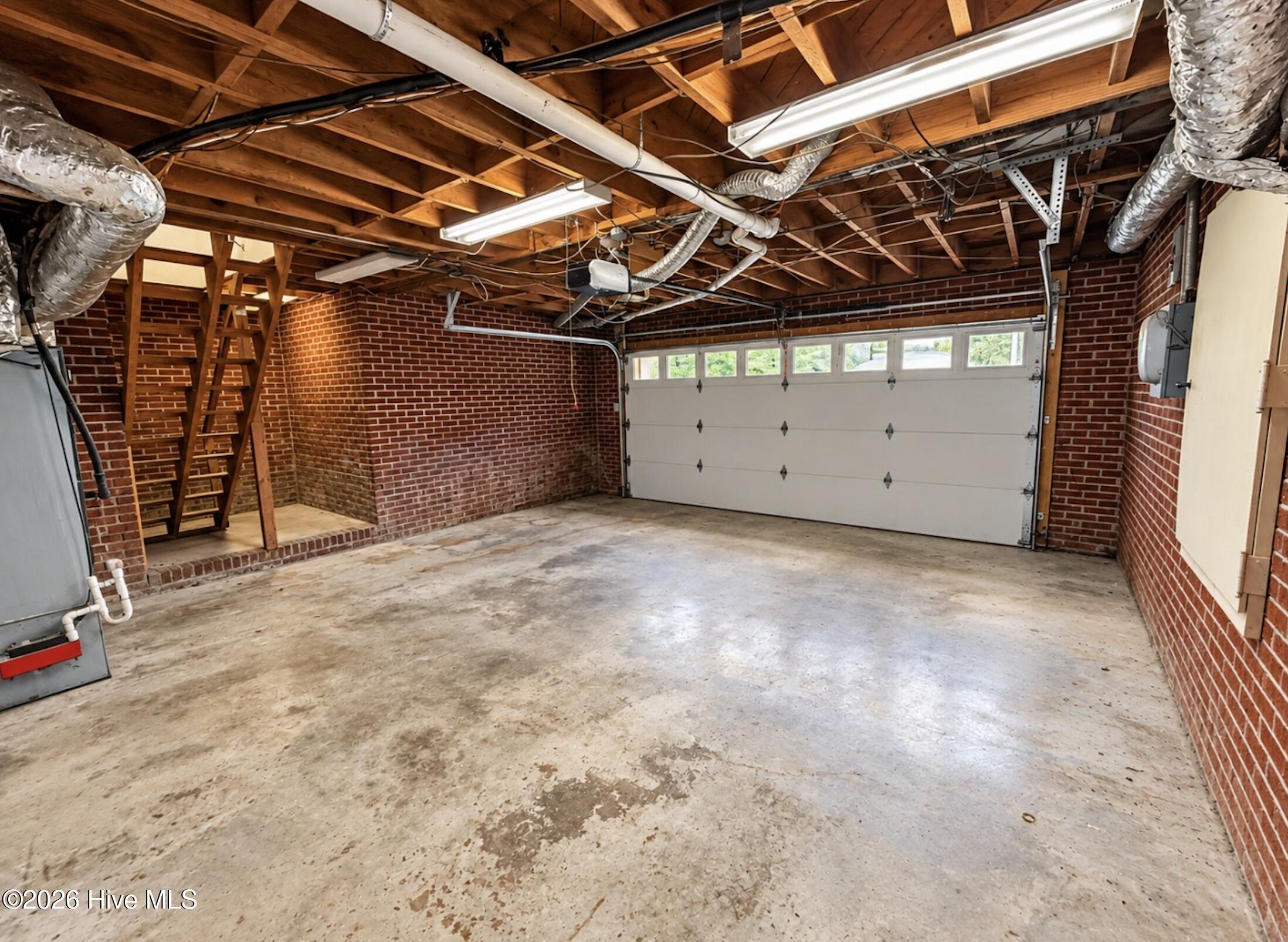 1003 E Rock Spring Road Property Photo 16