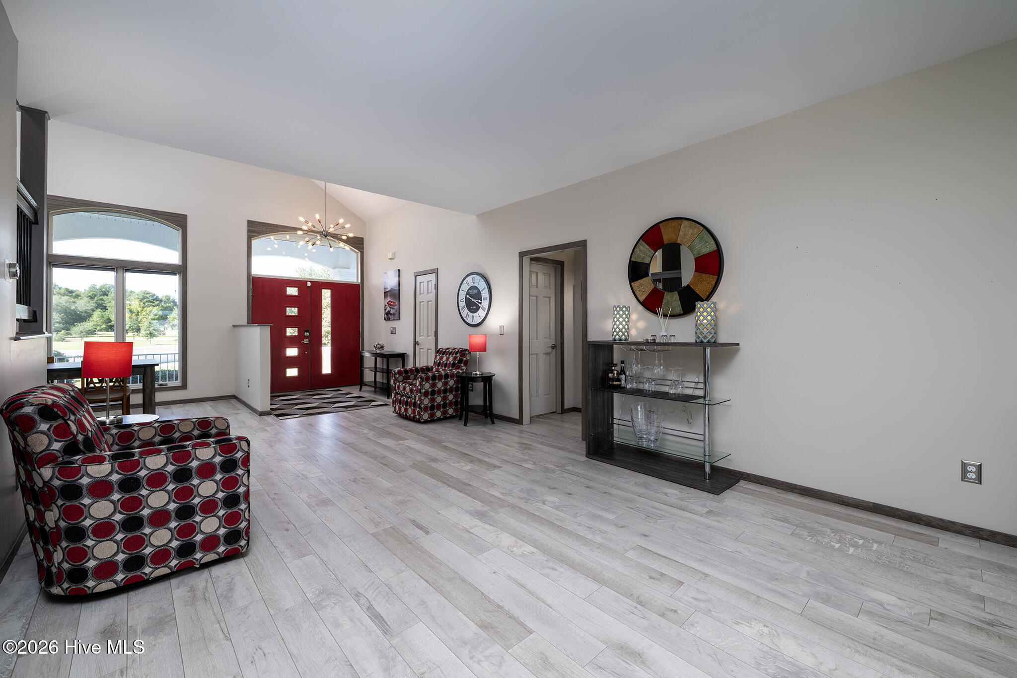 6022 Dolphin Road Property Photo 12