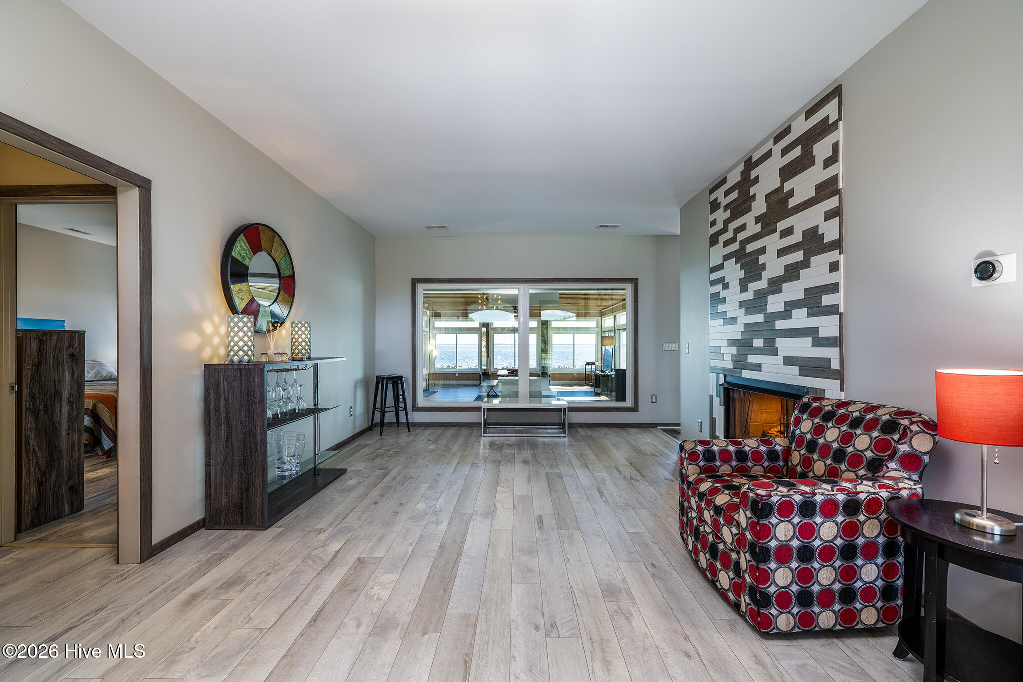 6022 Dolphin Road Property Photo 13