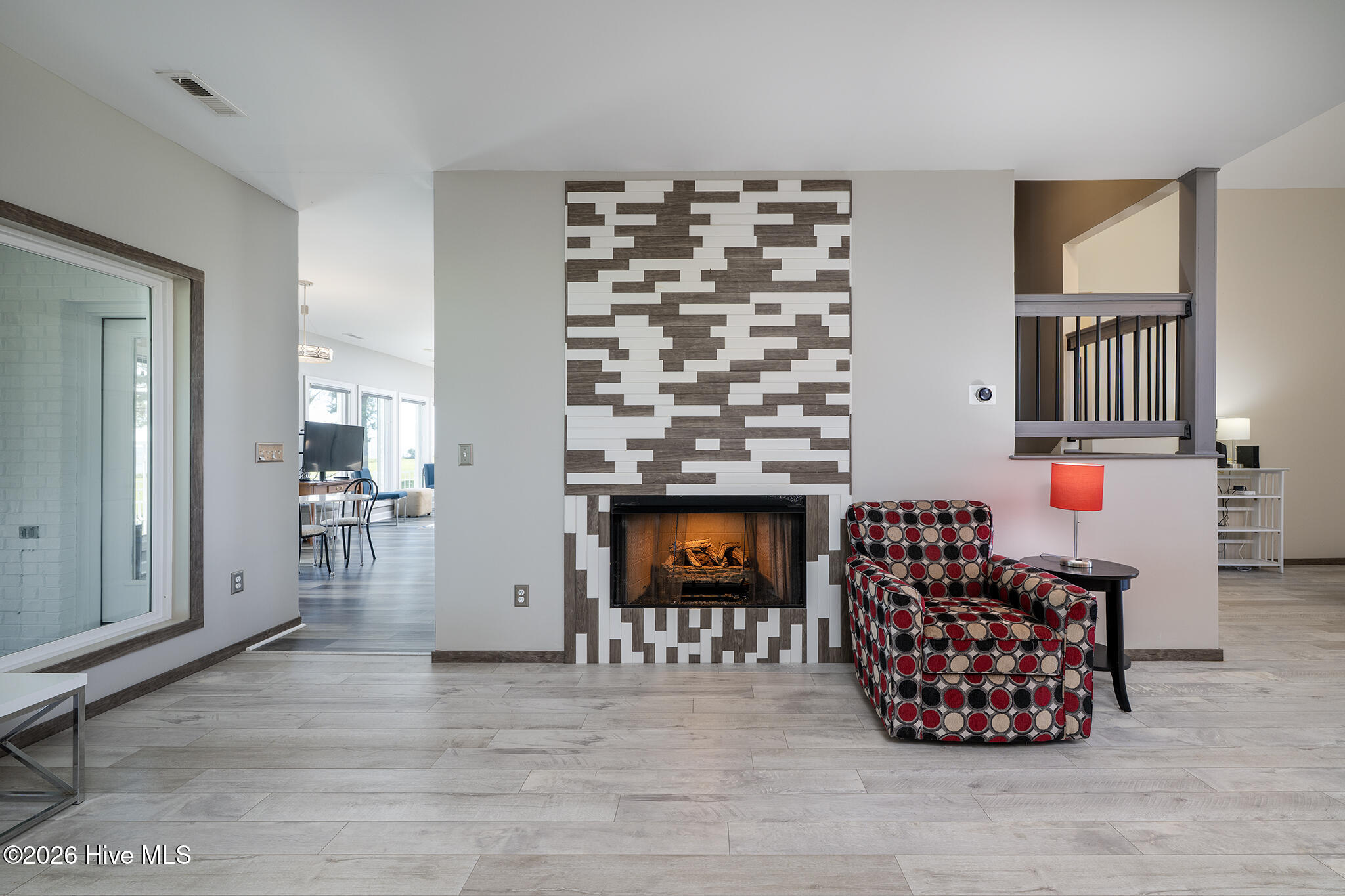 6022 Dolphin Road Property Photo 14