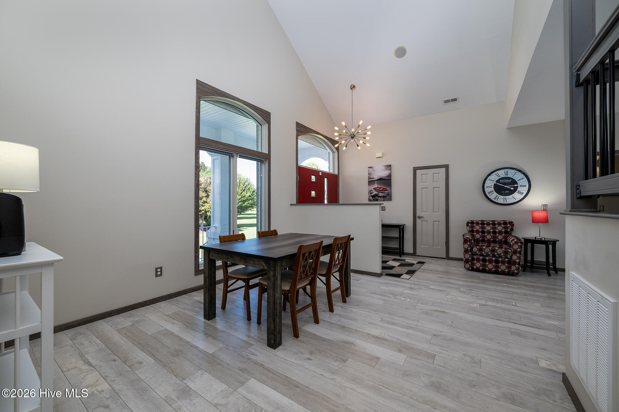 6022 Dolphin Road Property Photo 16