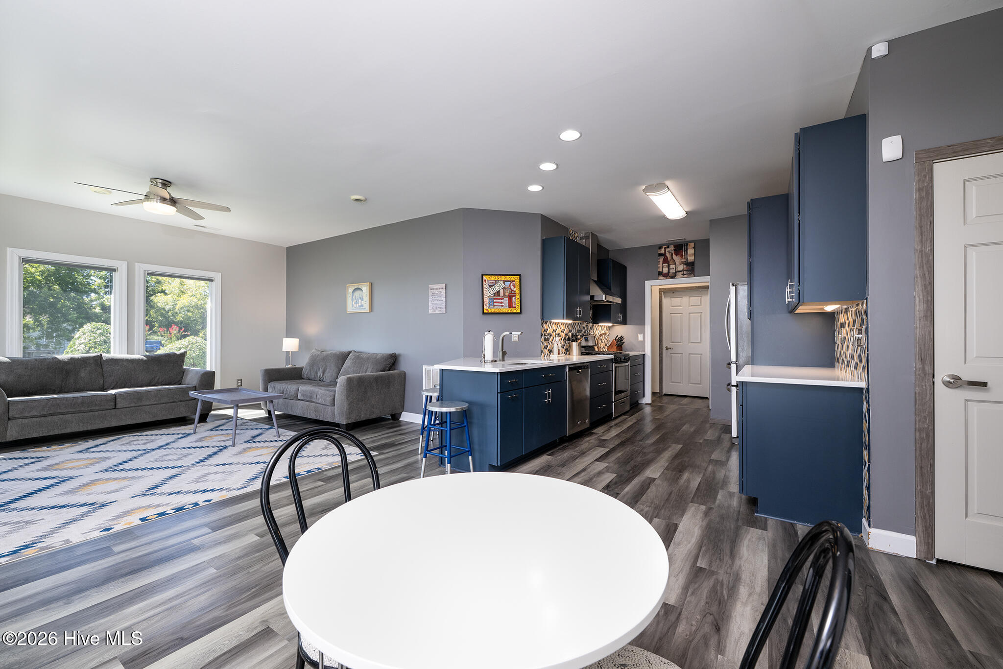 6022 Dolphin Road Property Photo 19