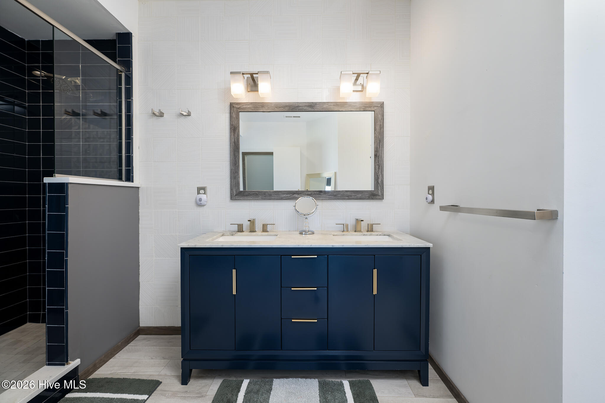 6022 Dolphin Road Property Photo 43