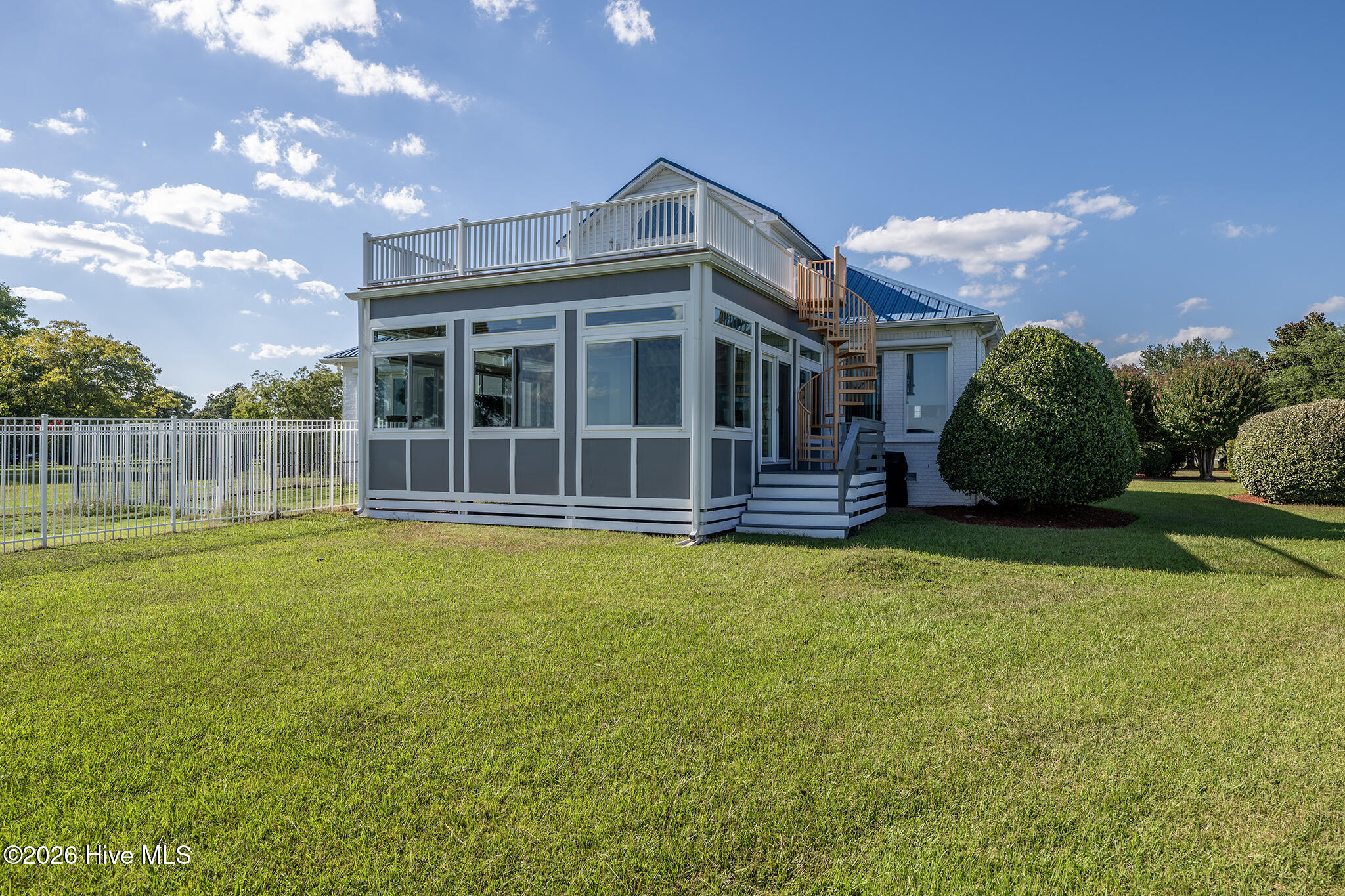 6022 Dolphin Road Property Photo 72