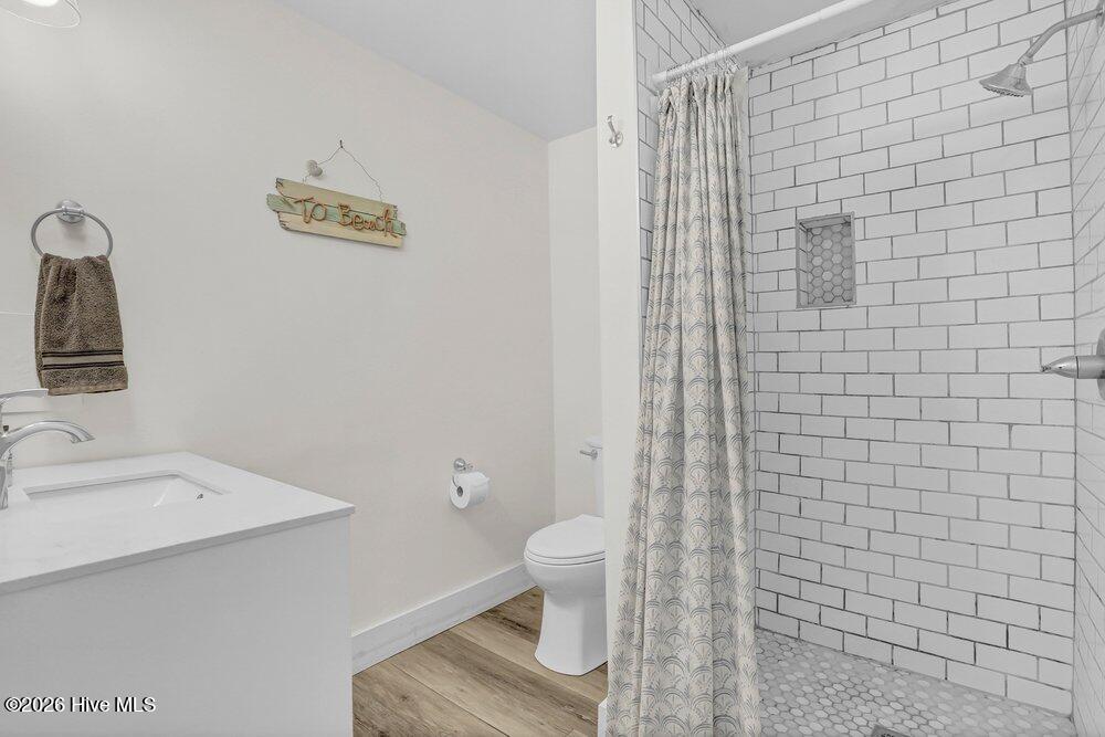 1720 N New River Drive Property Photo 19