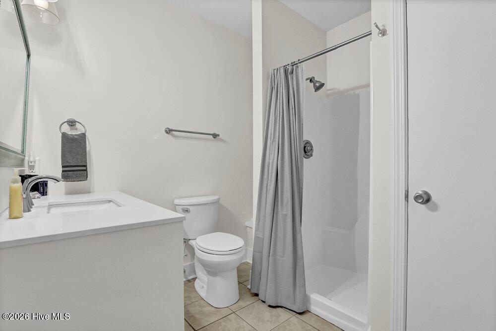 1720 N New River Drive Property Photo 25