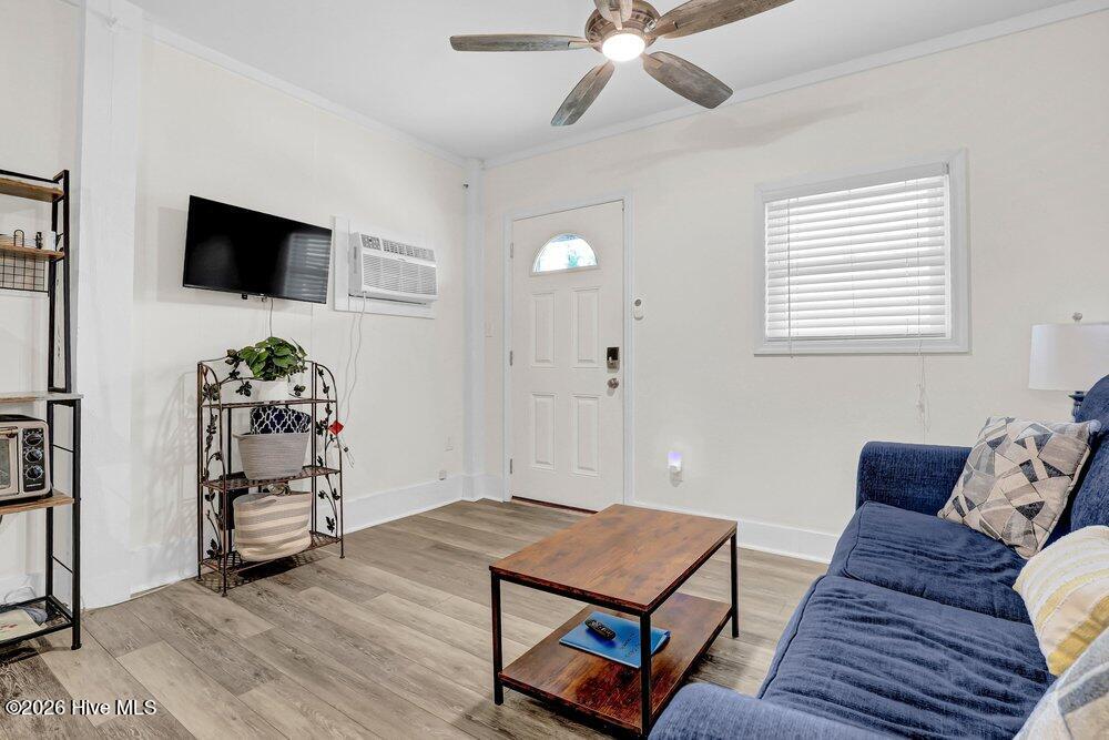 1720 N New River Drive Property Photo 27