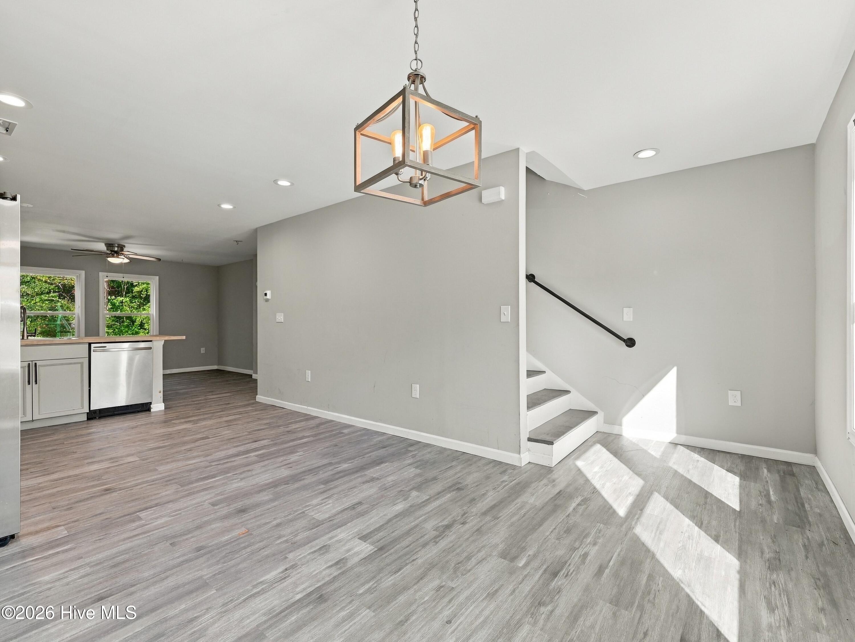 508 Redwood Place 2 Property Photo 15