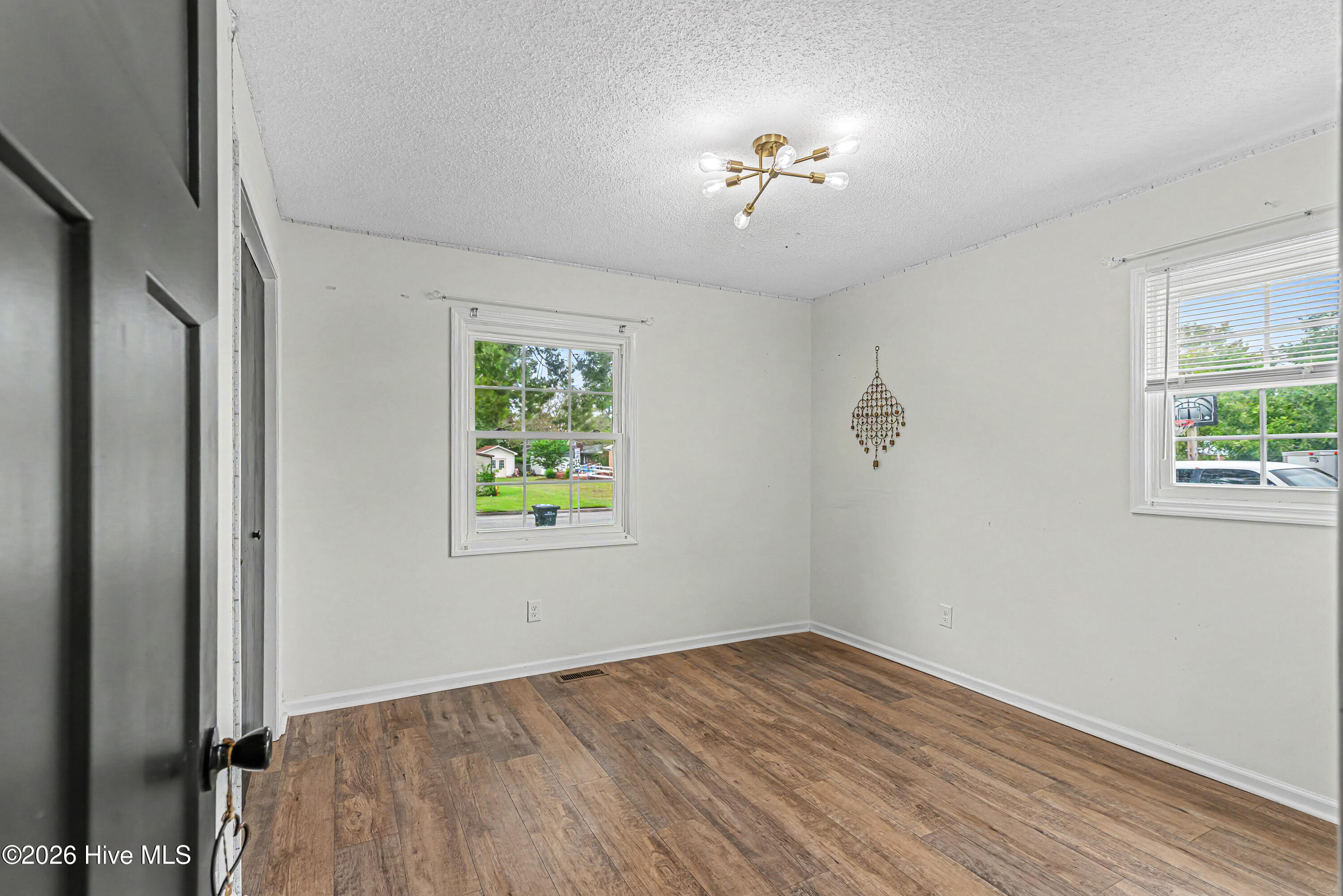 301 King Richard Court Property Photo 32