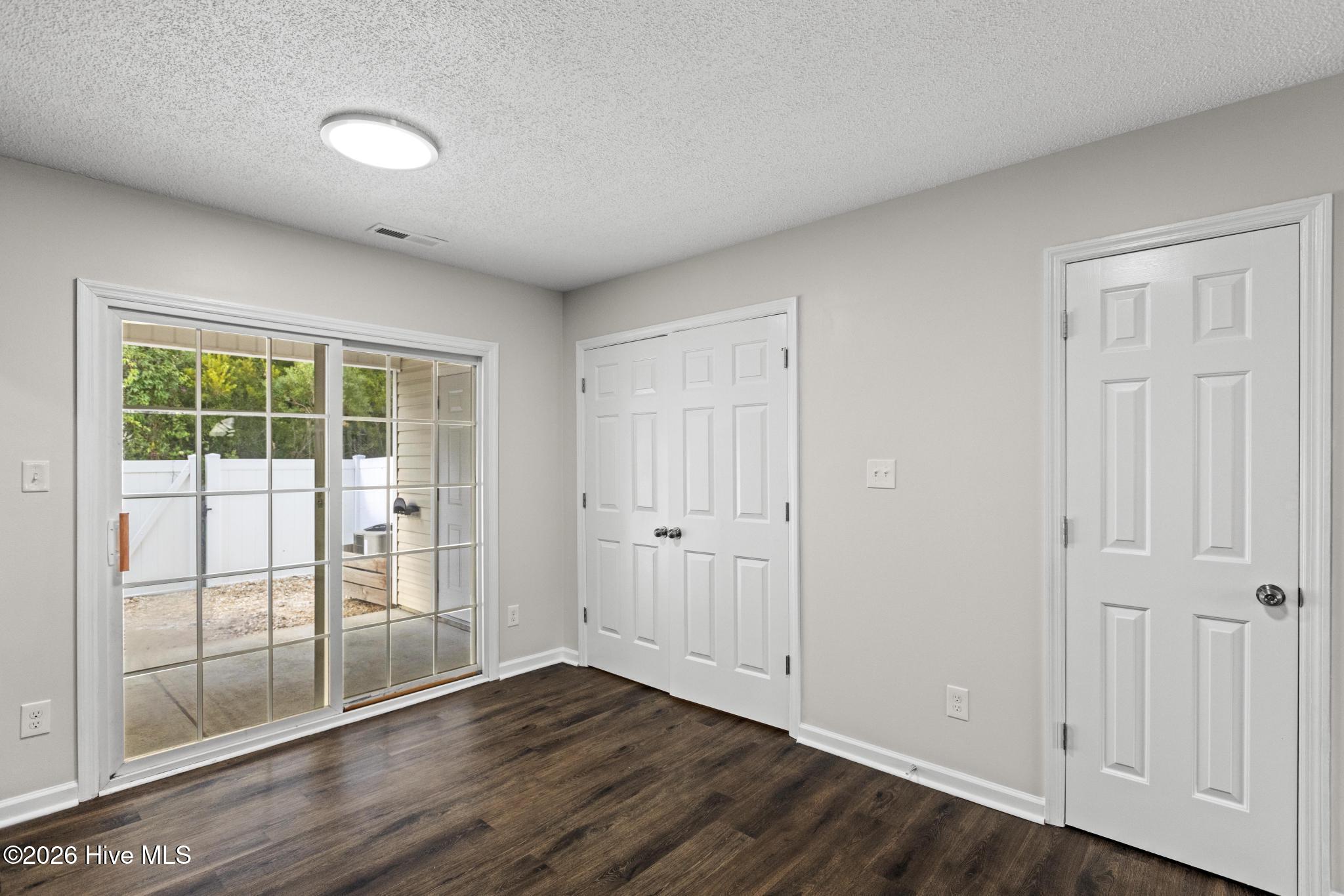 7002 Banister Loop Property Photo 10