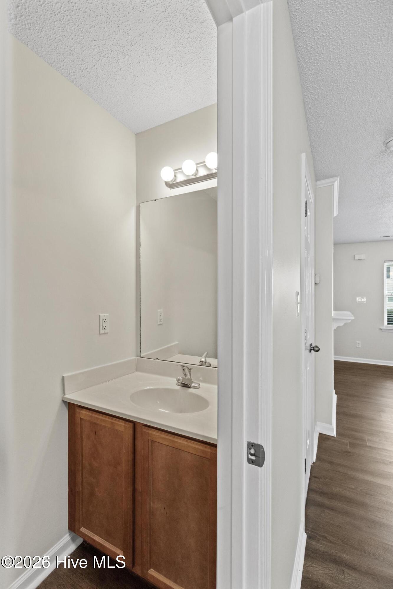 7002 Banister Loop Property Photo 11
