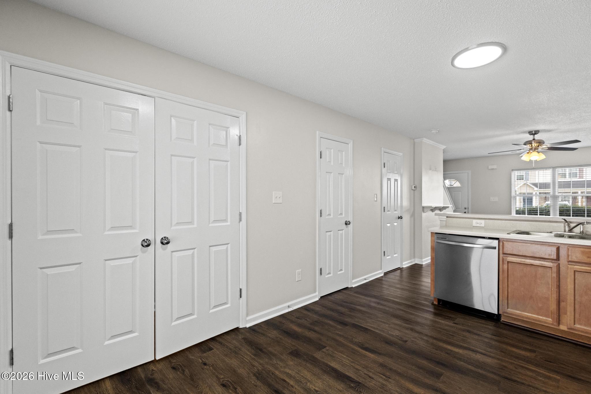 7002 Banister Loop Property Photo 13