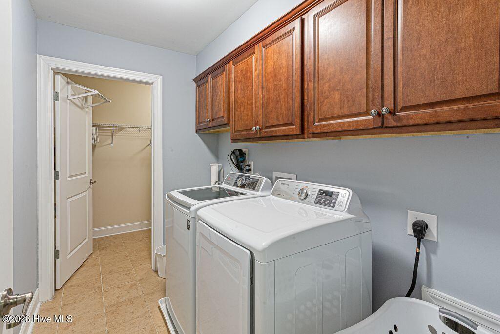 125 W Chelsea Court Property Photo 28