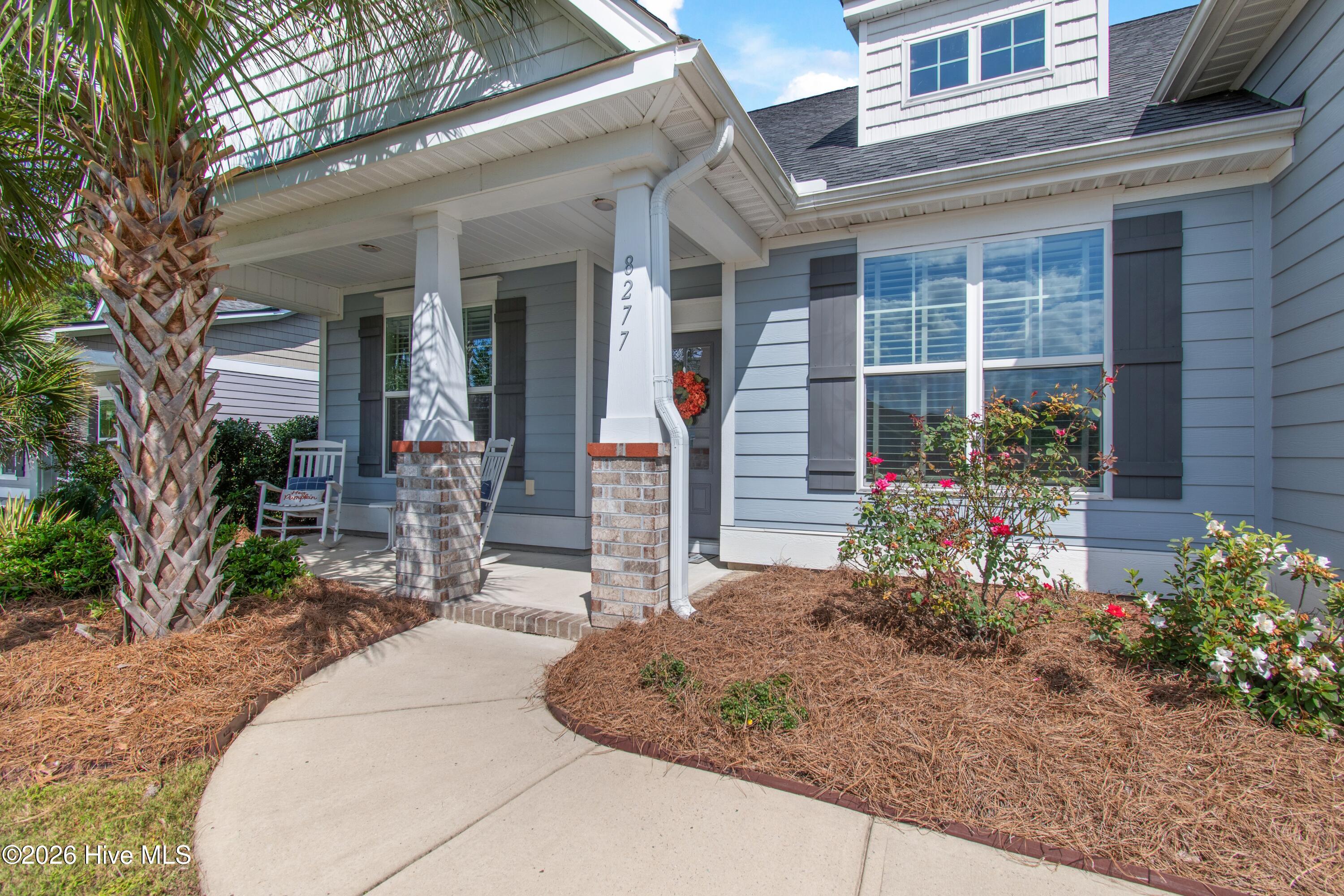 8277 Oak Abbey Trail Ne Property Photo 13
