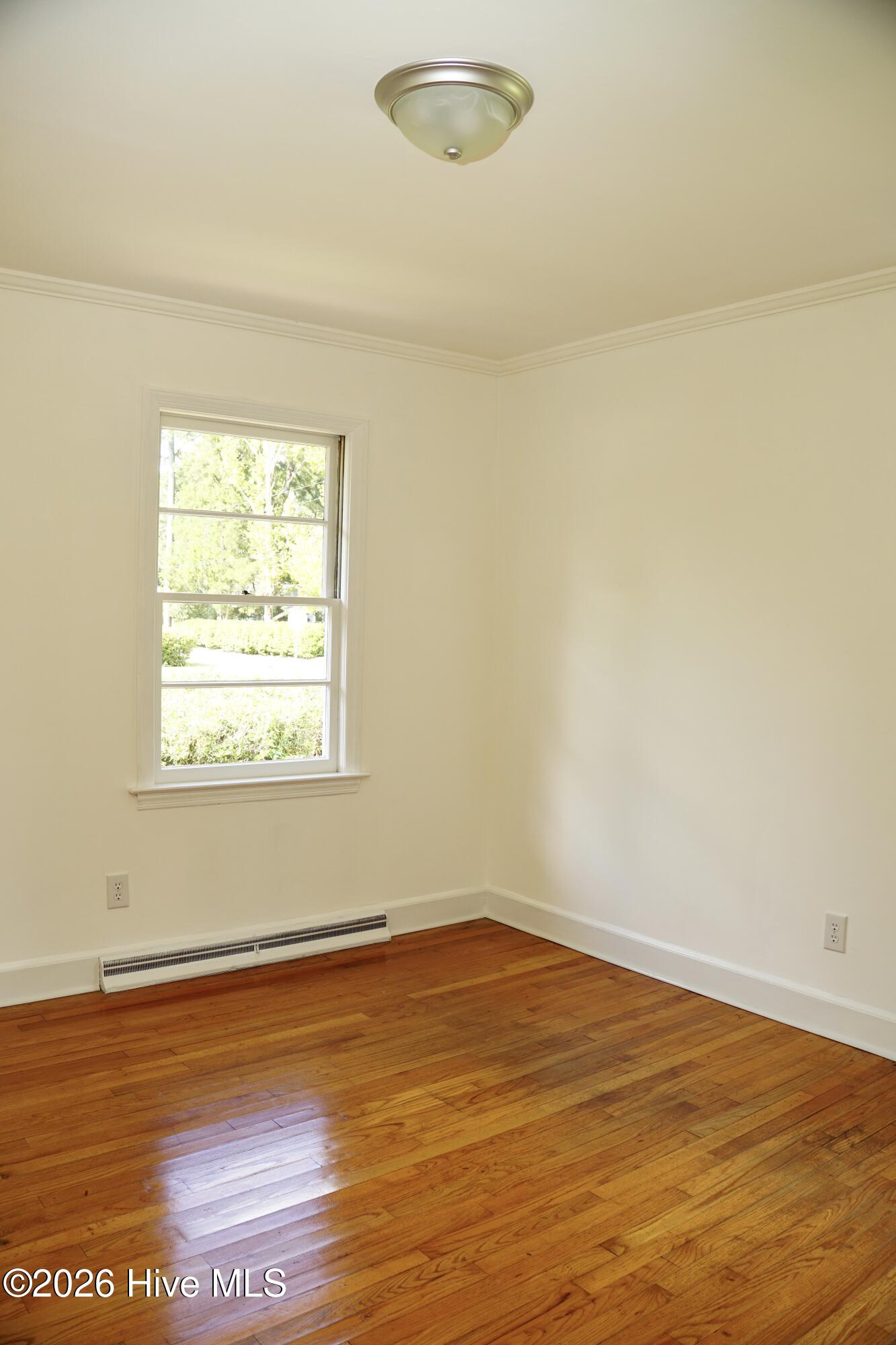 1215 N Respess Street Property Photo 10