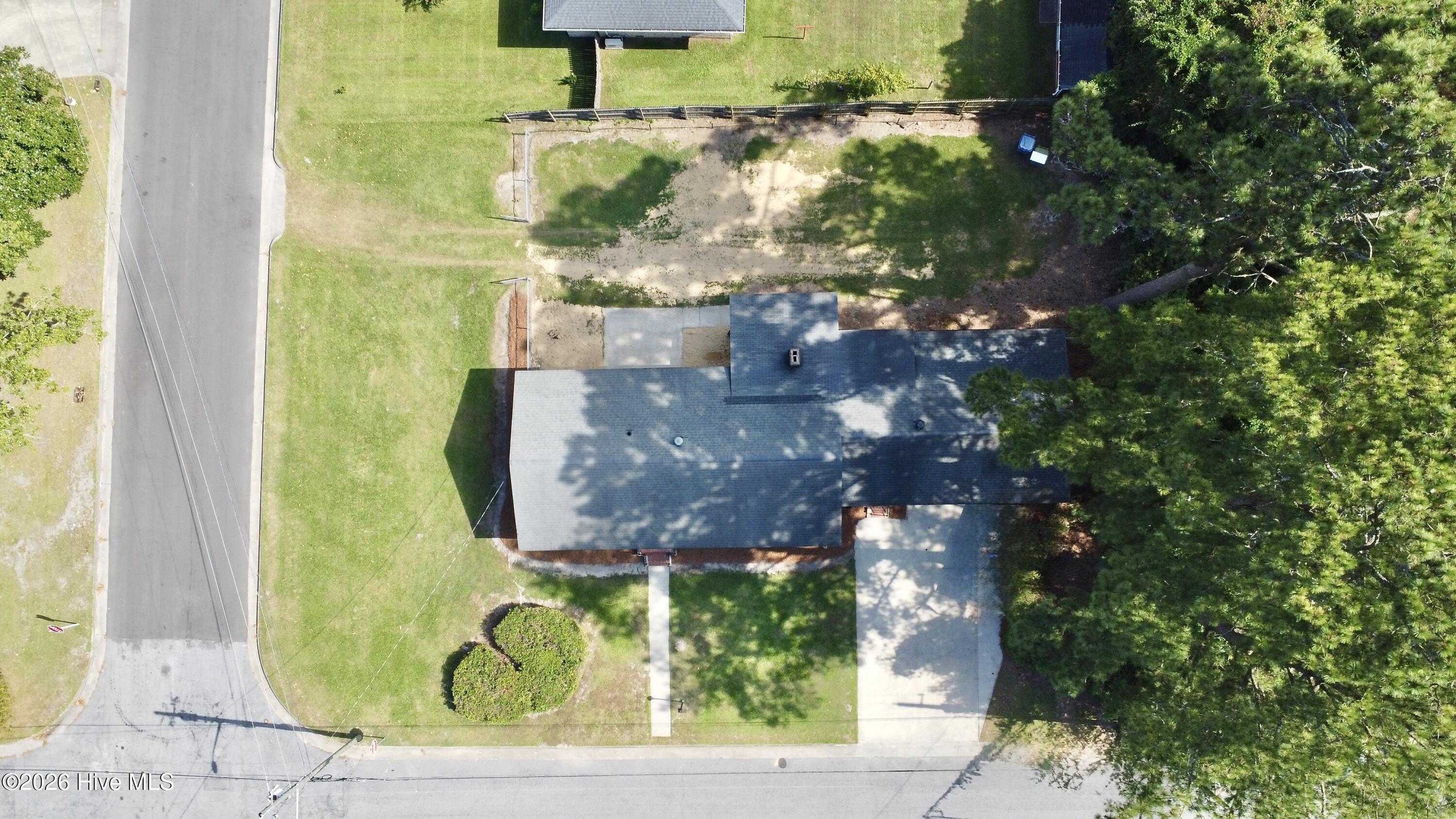 1215 N Respess Street Property Photo 16
