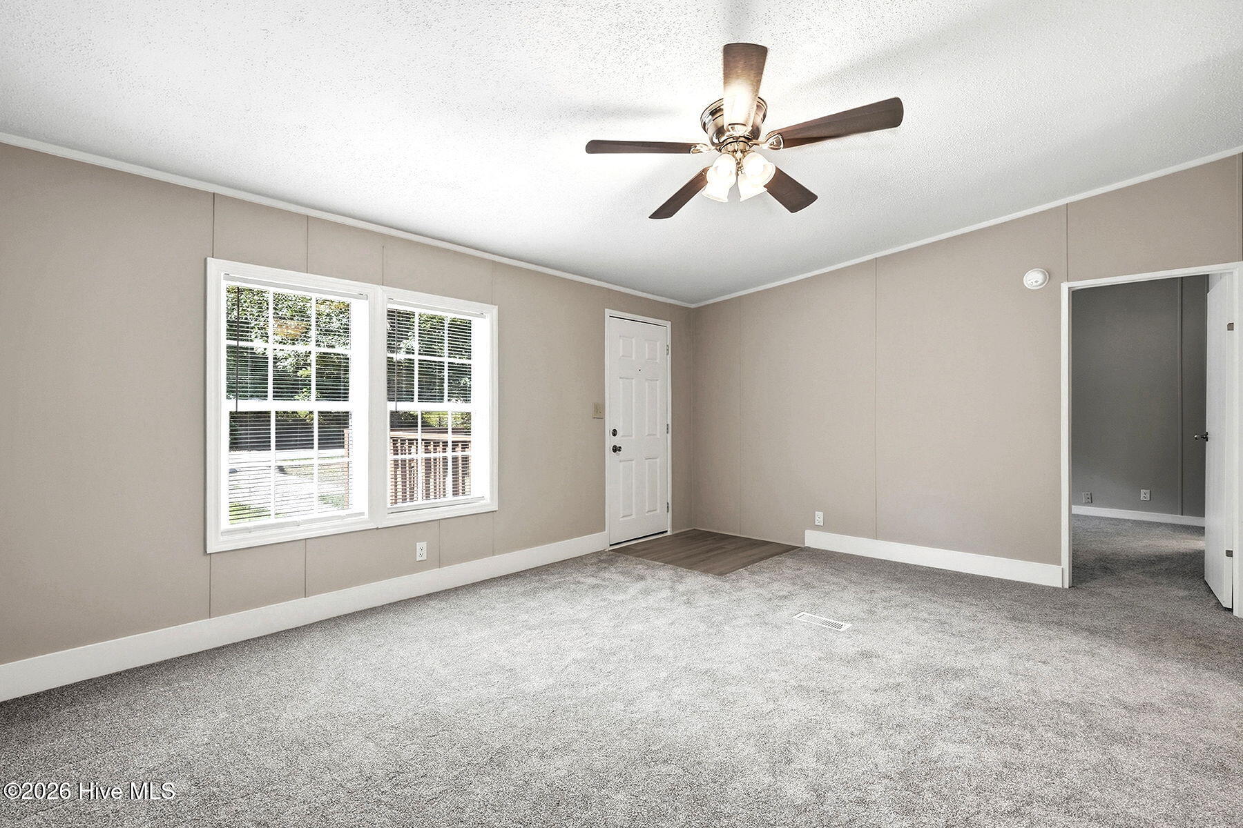 213 Se Railroad Street Property Photo 9