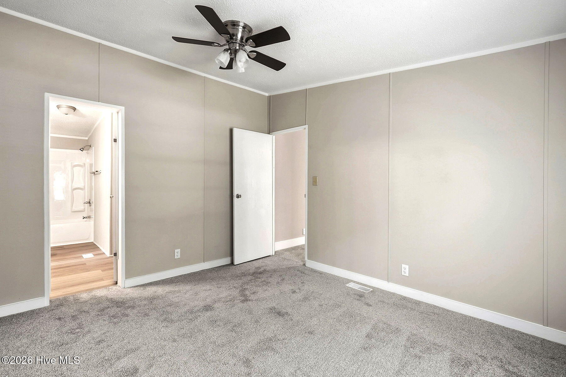 213 Se Railroad Street Property Photo 20