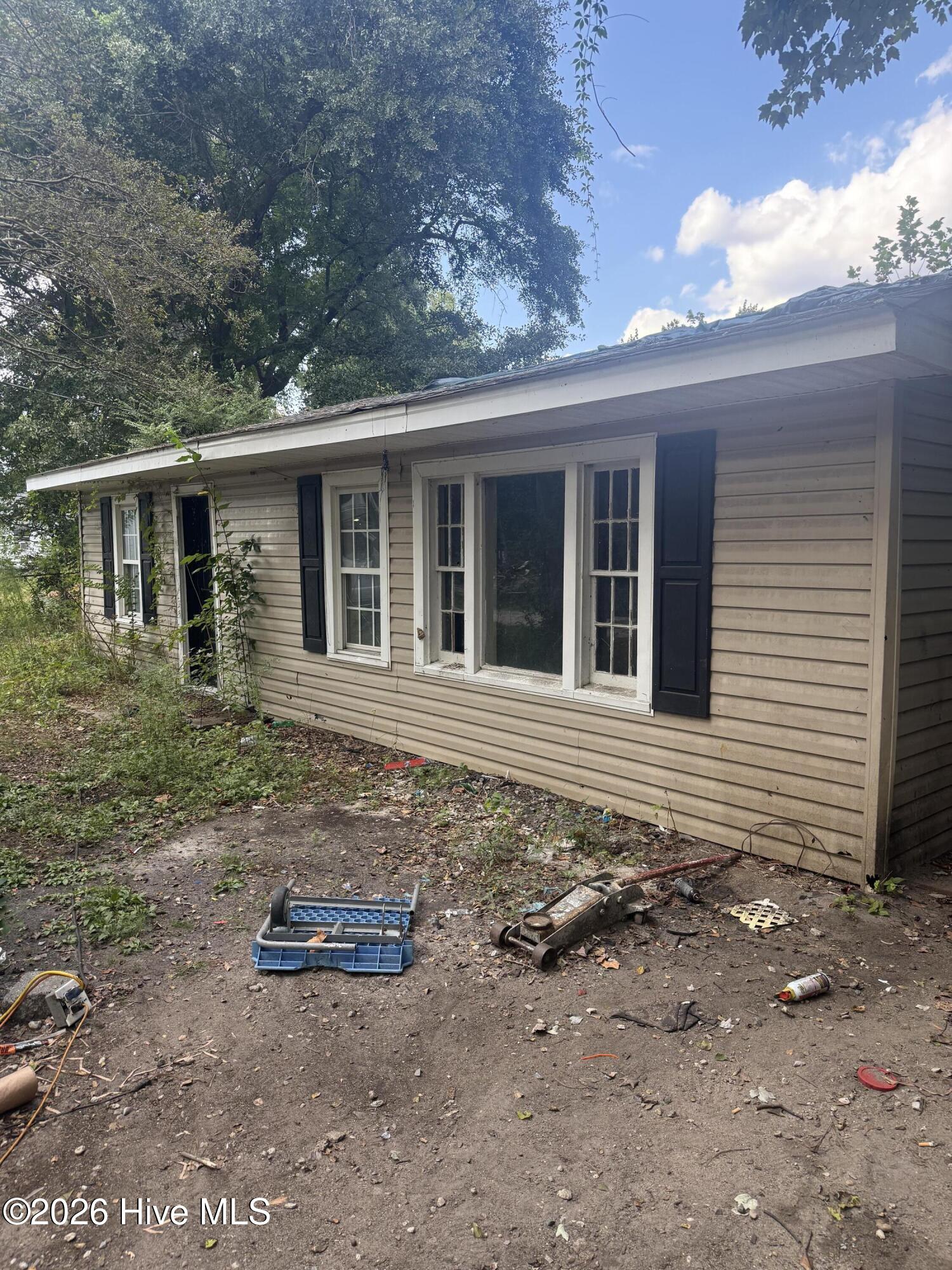 1068 Sullivan Road Property Photo 1