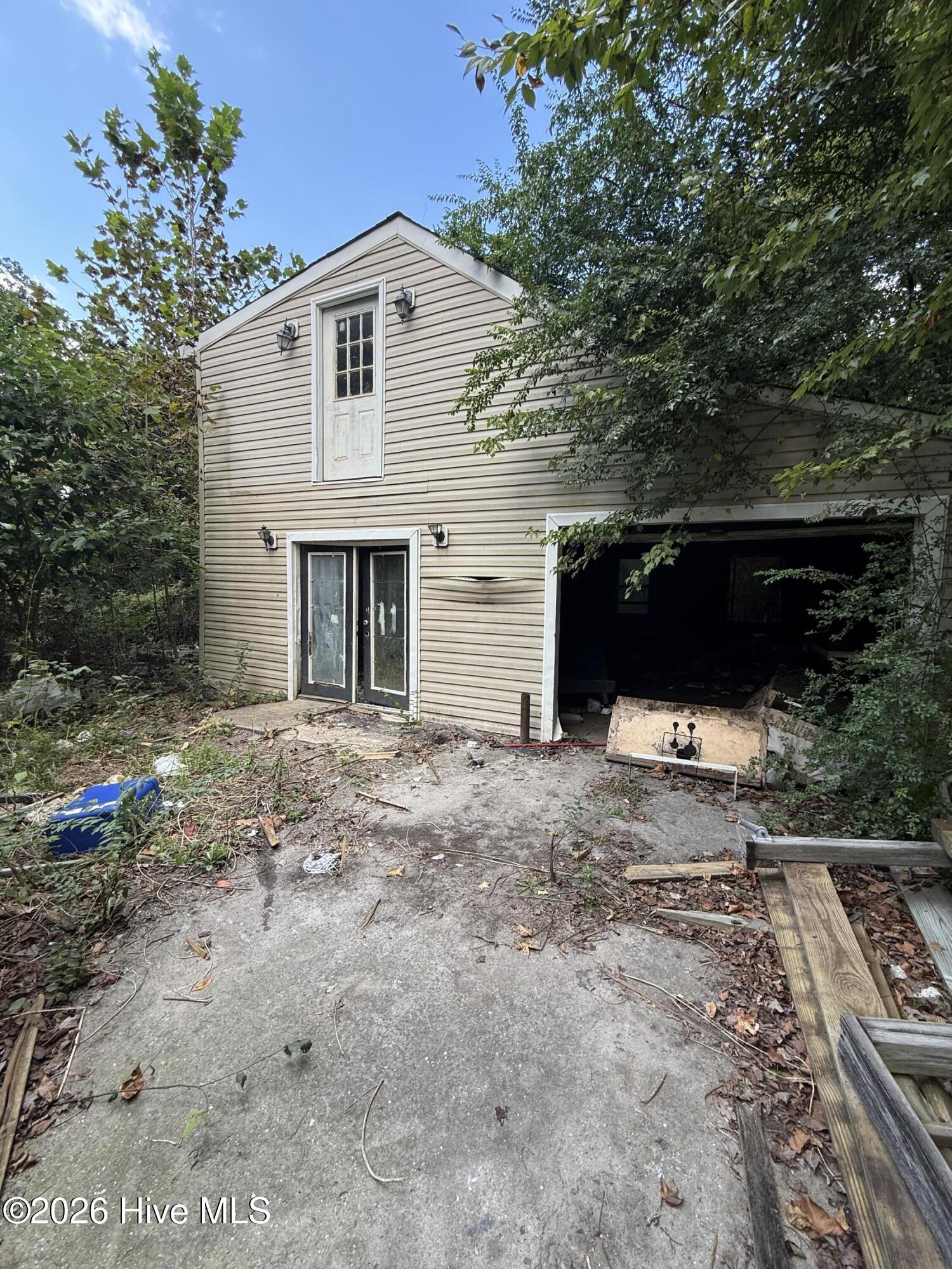 1068 Sullivan Road Property Photo 4
