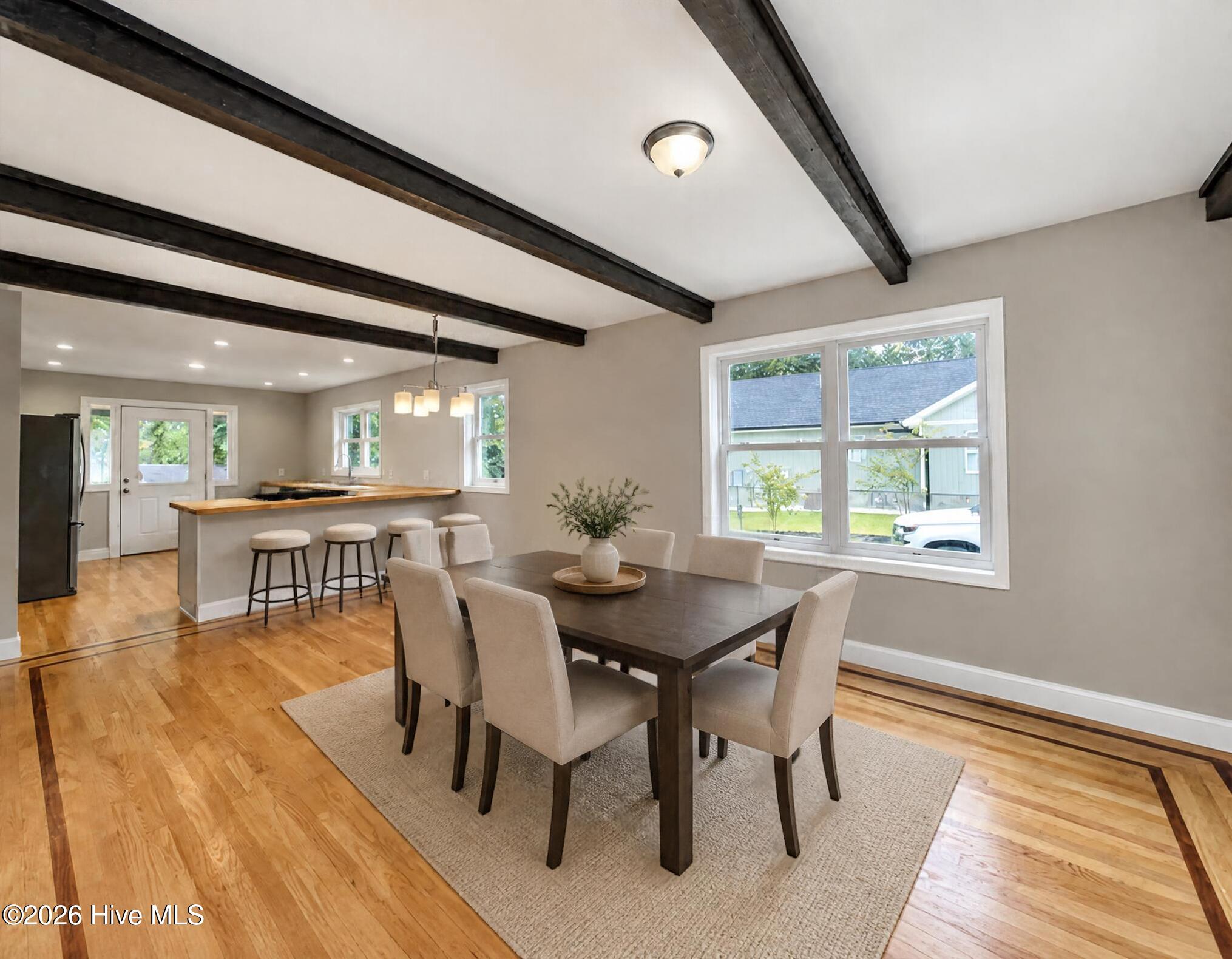 217 E Donaldson Avenue Property Photo 8