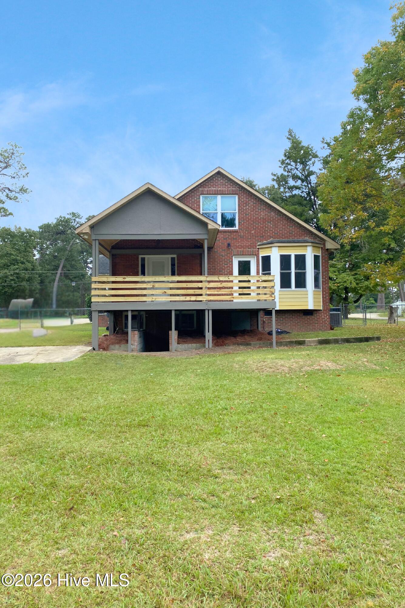 217 E Donaldson Avenue Property Photo 37