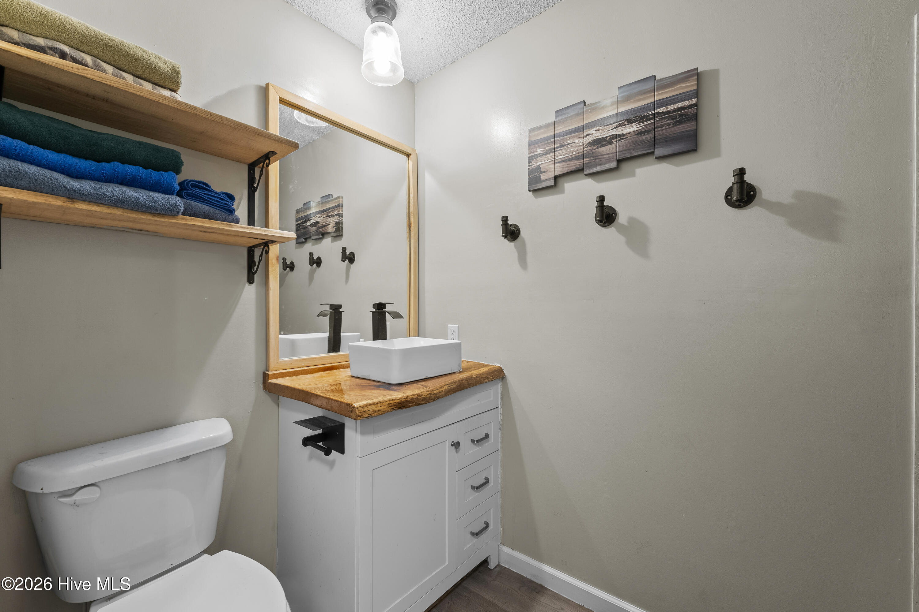5666 Virginia Avenue Property Photo 13