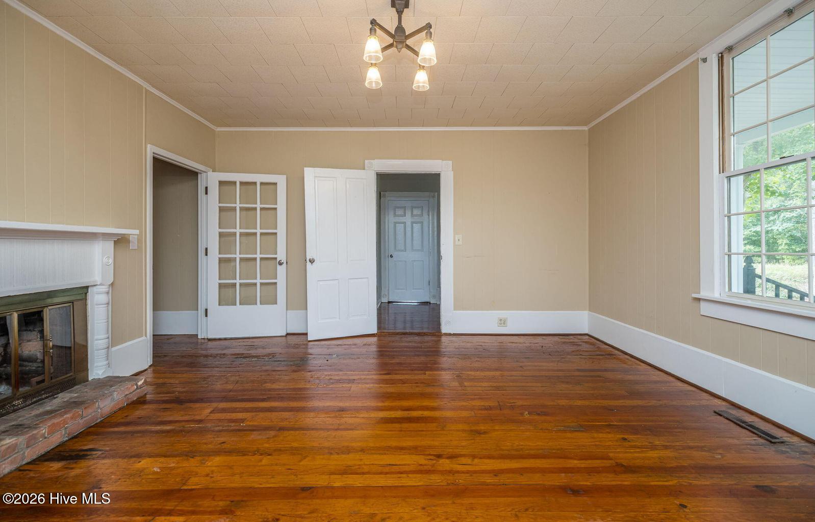 51 Aiken Avenue Property Photo 5