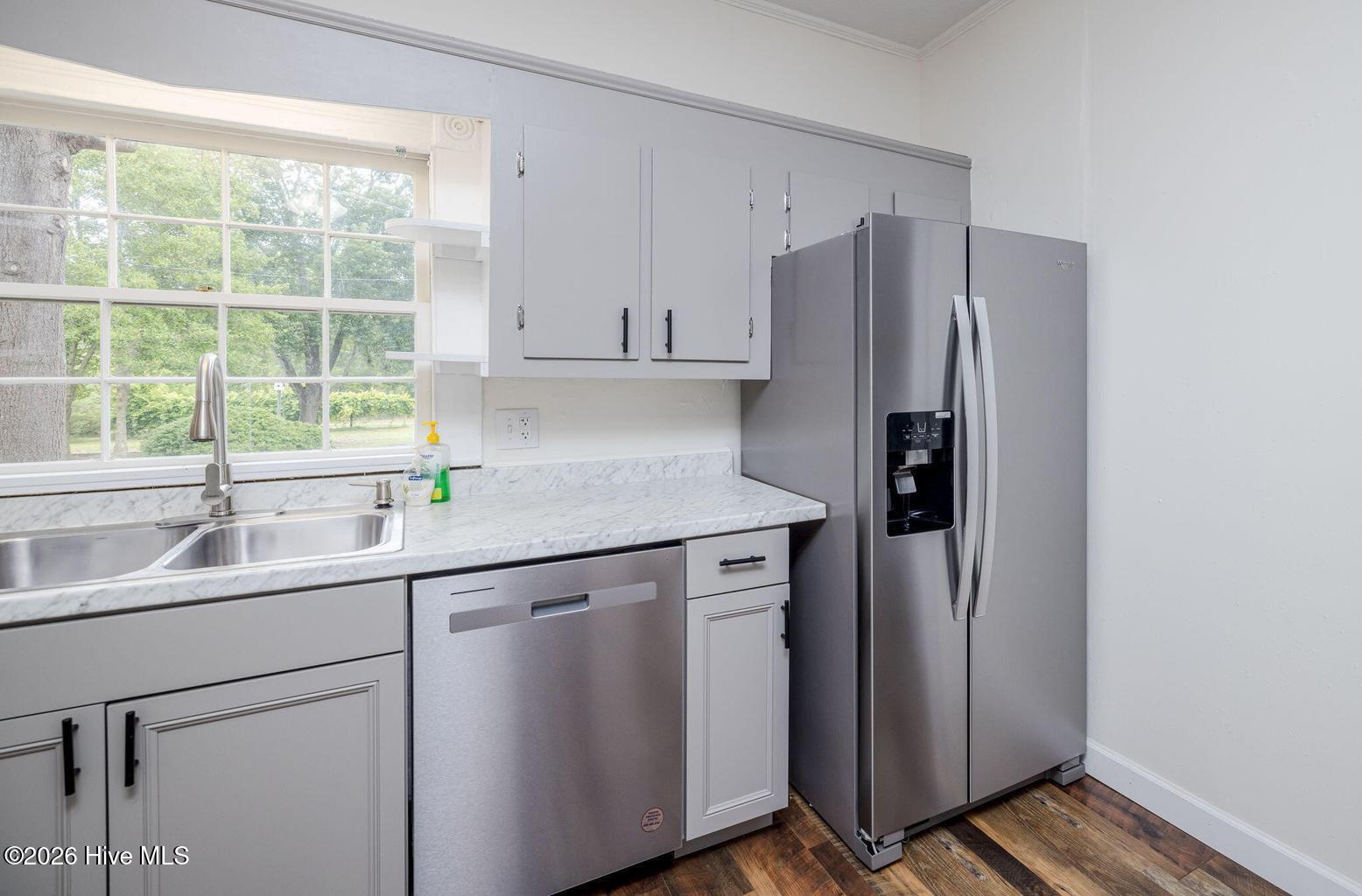 51 Aiken Avenue Property Photo 12