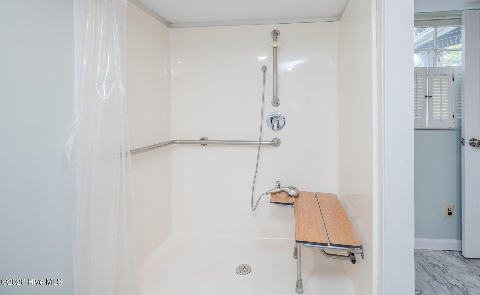 51 Aiken Avenue Property Photo 17