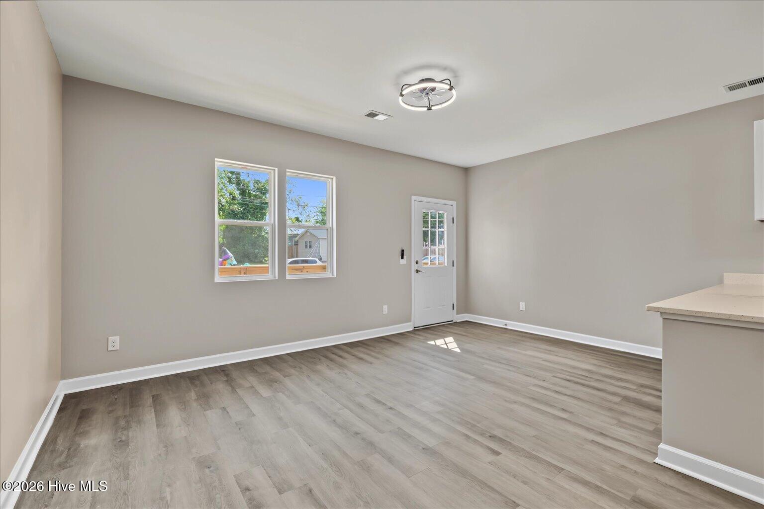 1005 Queen Street Property Photo 52