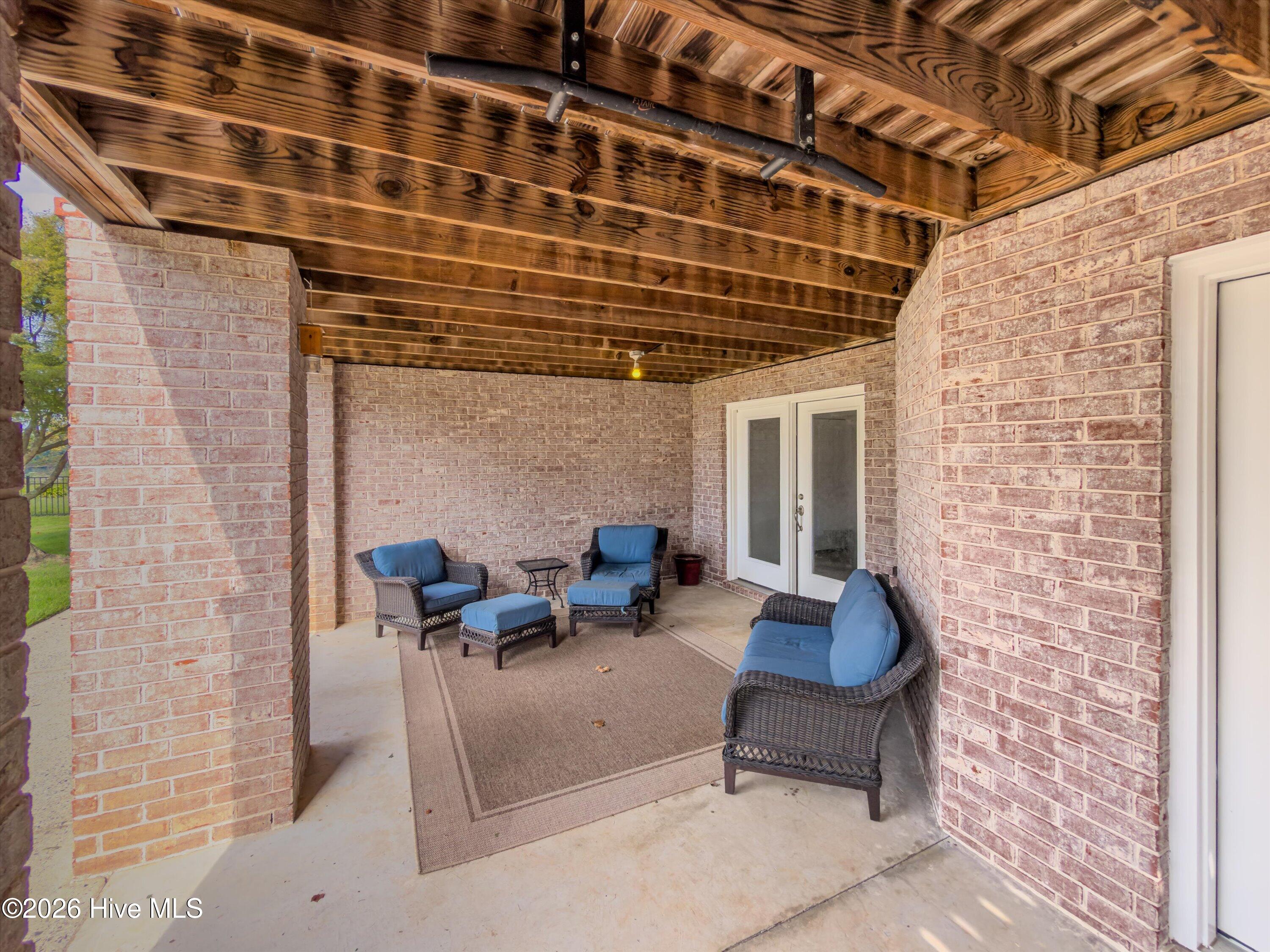 122 Altamaha Dr Drive Property Photo 27