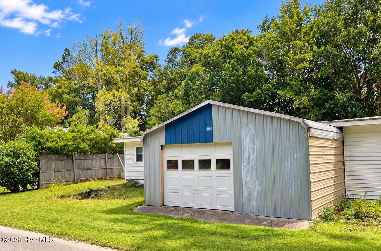 139 Sawyer Road Property Photo 4