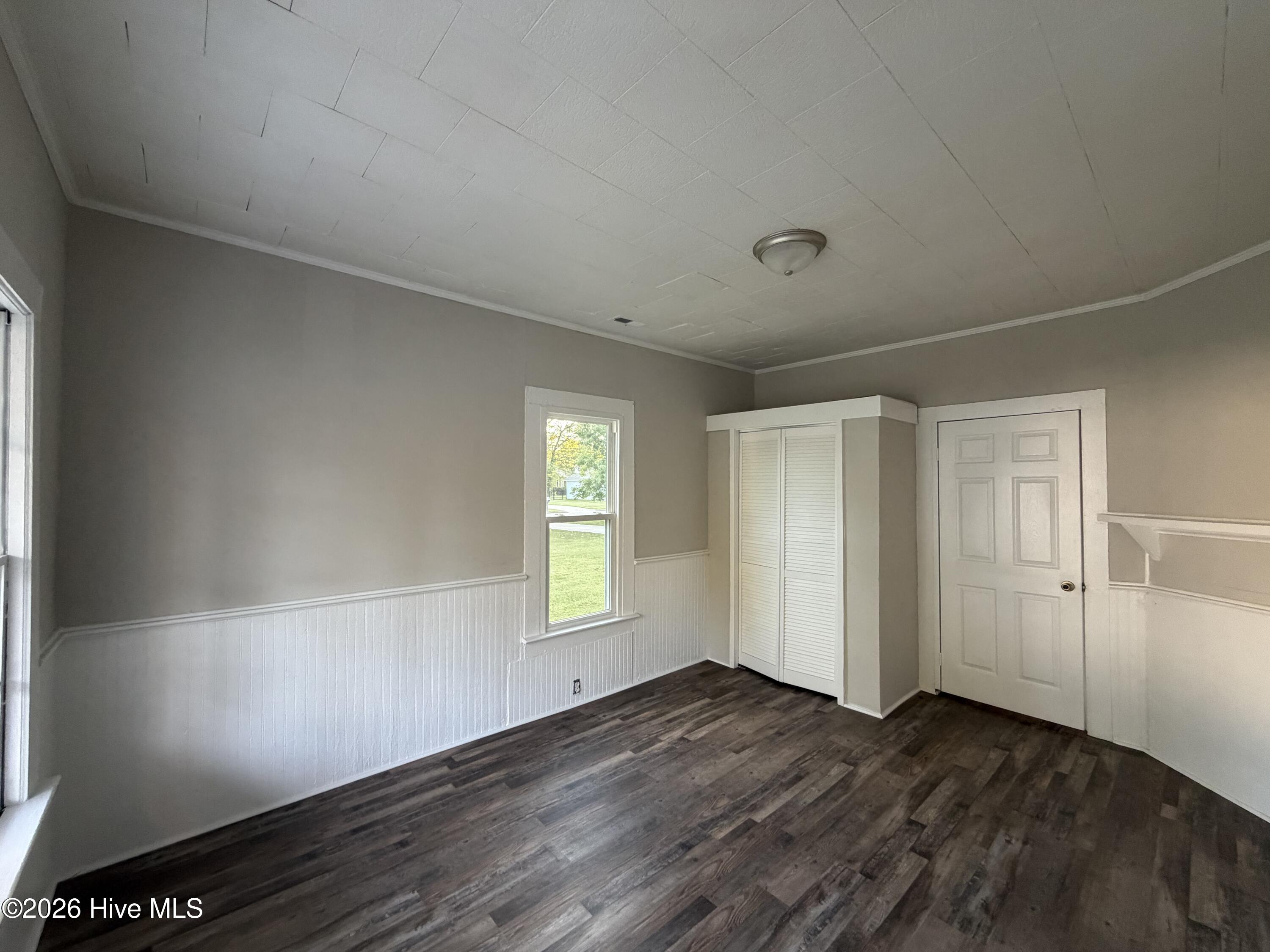 408 Park Avenue Property Photo 7