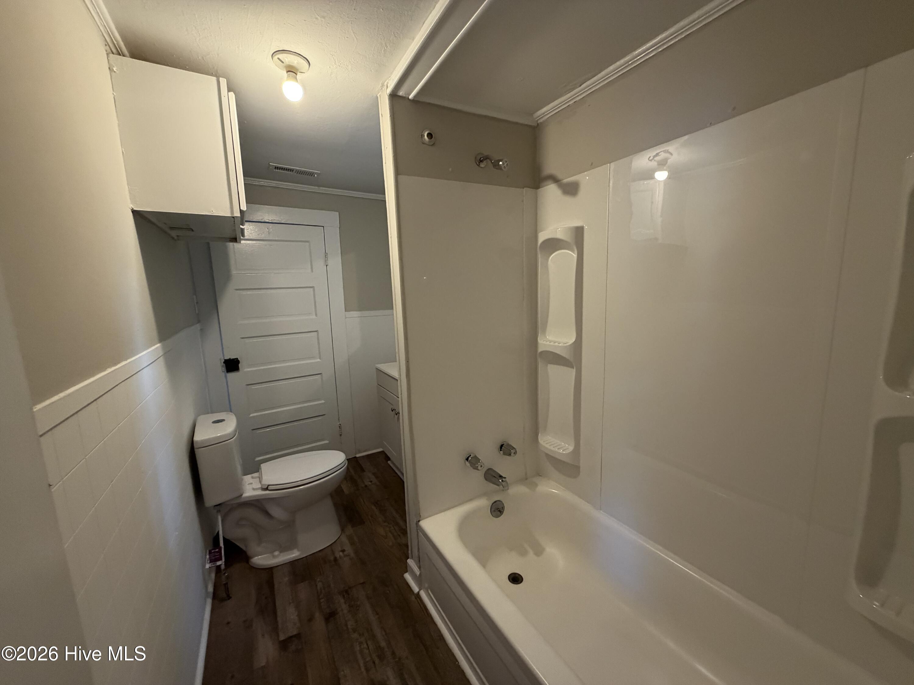 408 Park Avenue Property Photo 12