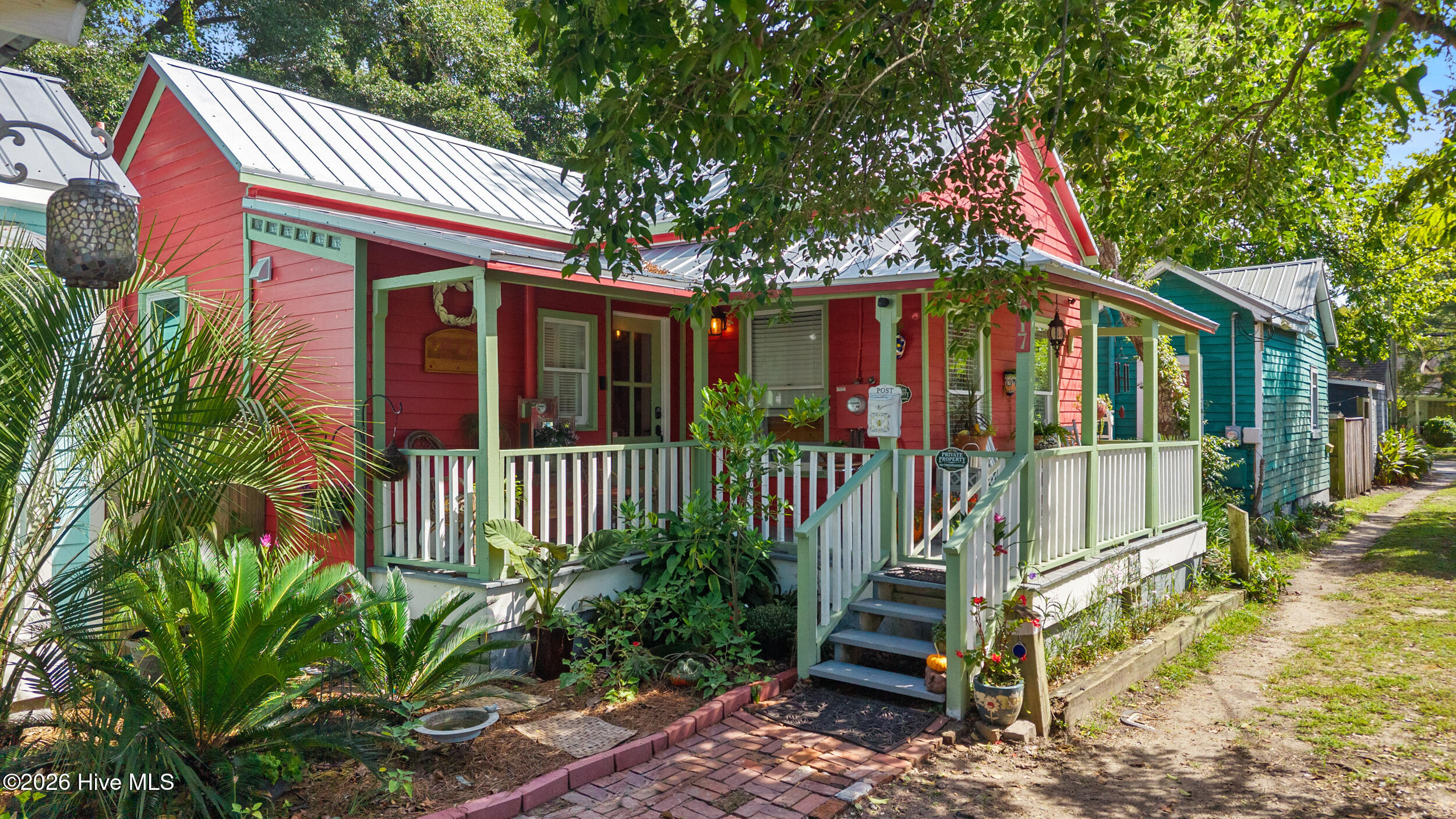 617 Fullwood Street Property Photo 1