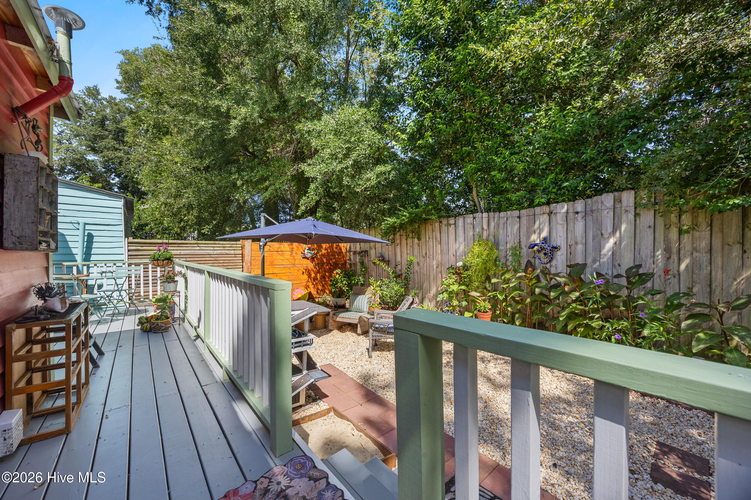 617 Fullwood Street Property Photo 23