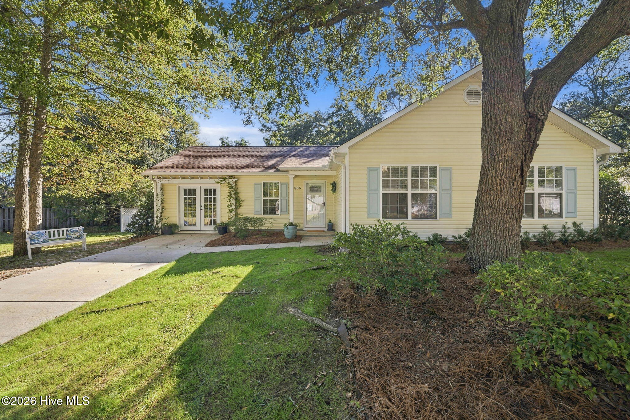 305 Hedingham Lane Property Photo 1