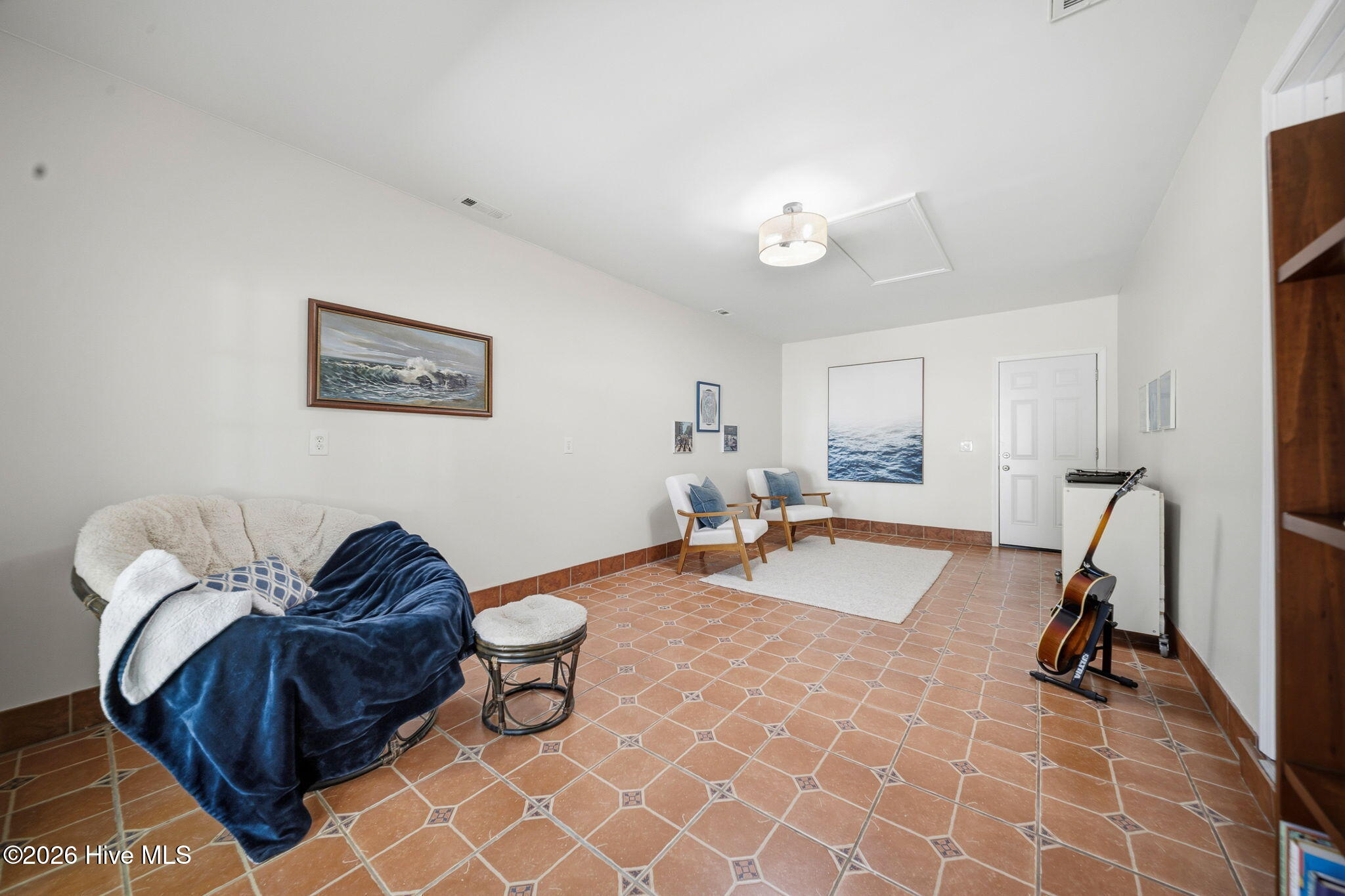 305 Hedingham Lane Property Photo 17