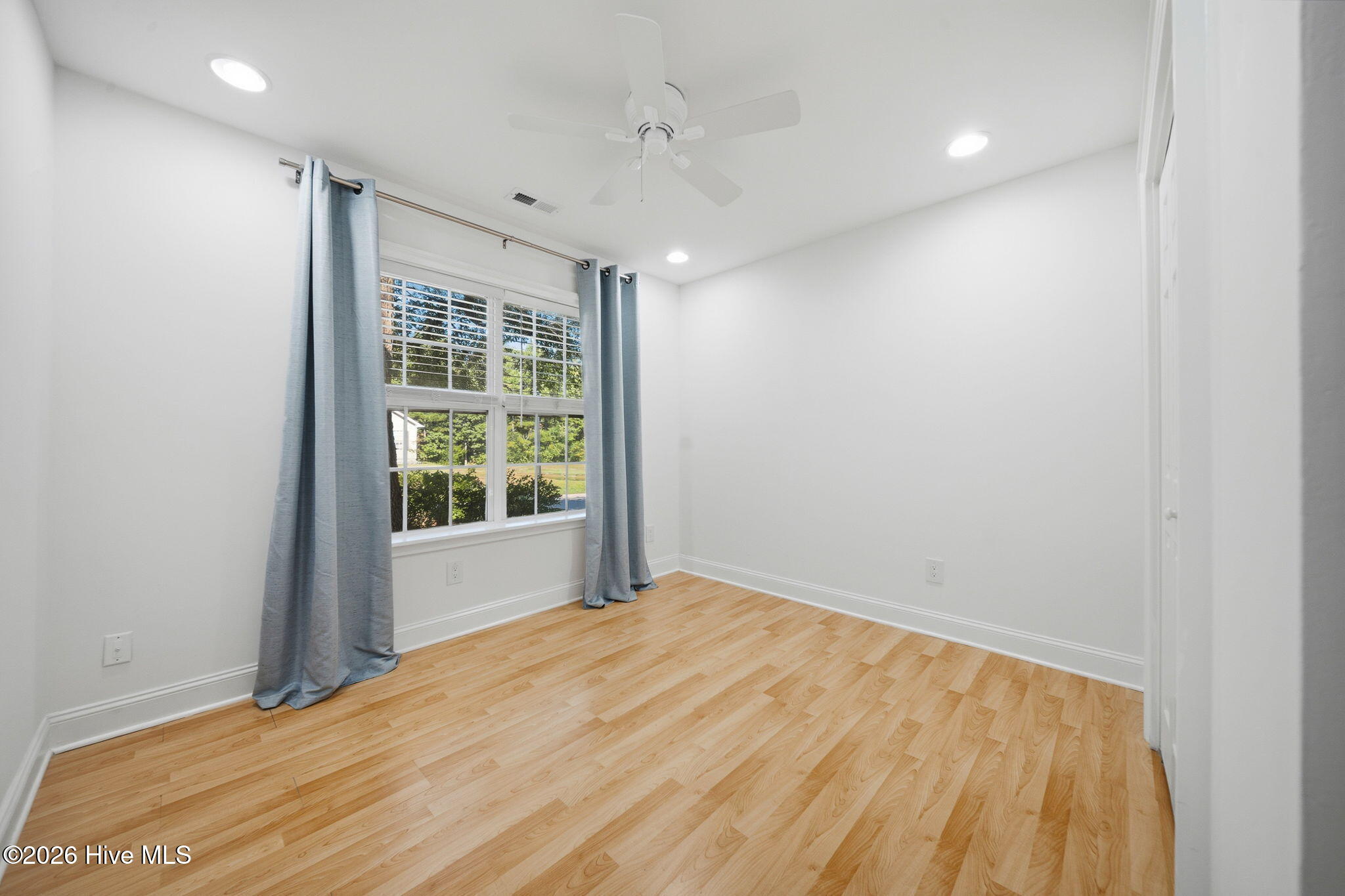 305 Hedingham Lane Property Photo 25